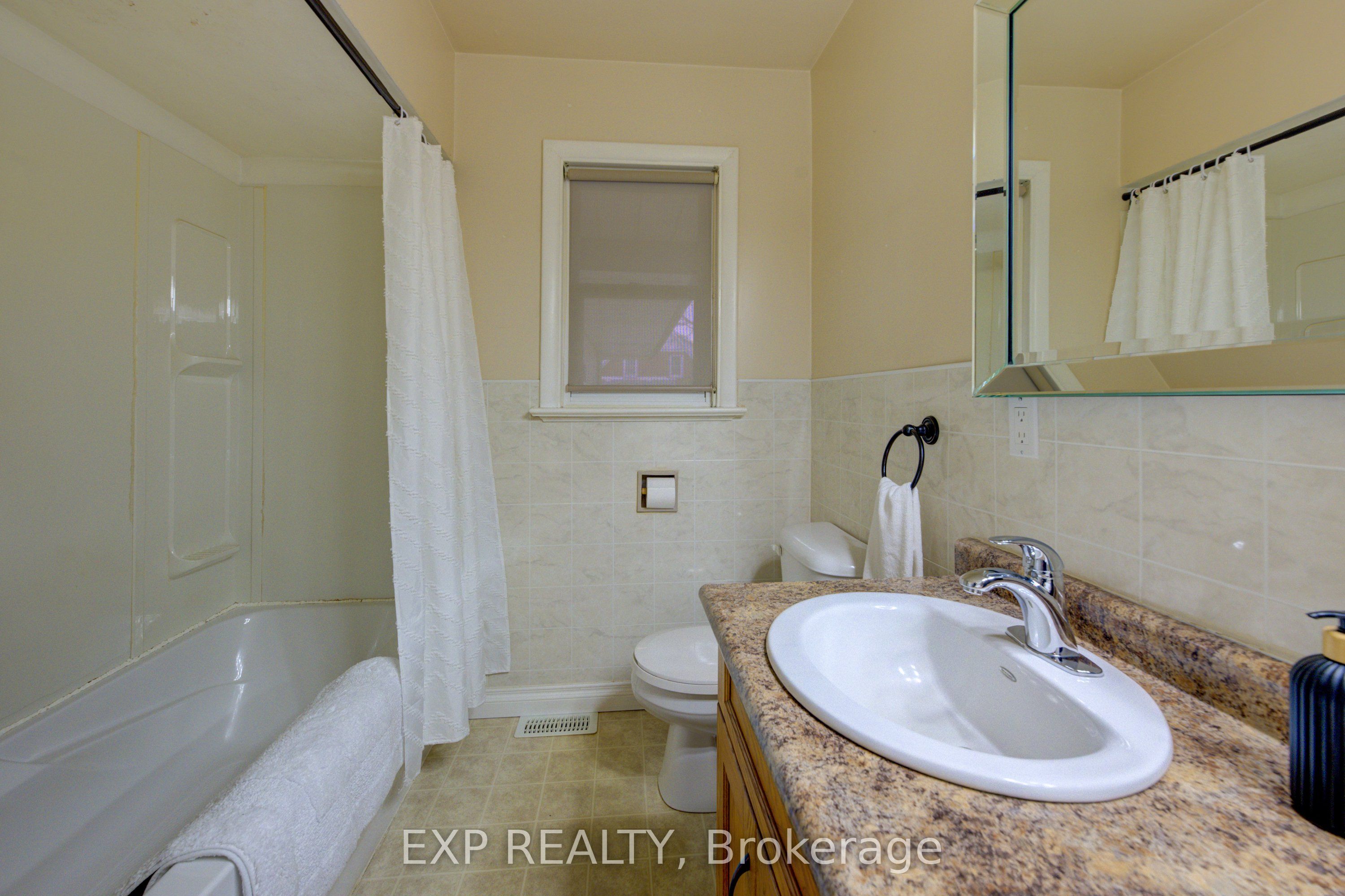 2166 Floradale Road Property Photo 18