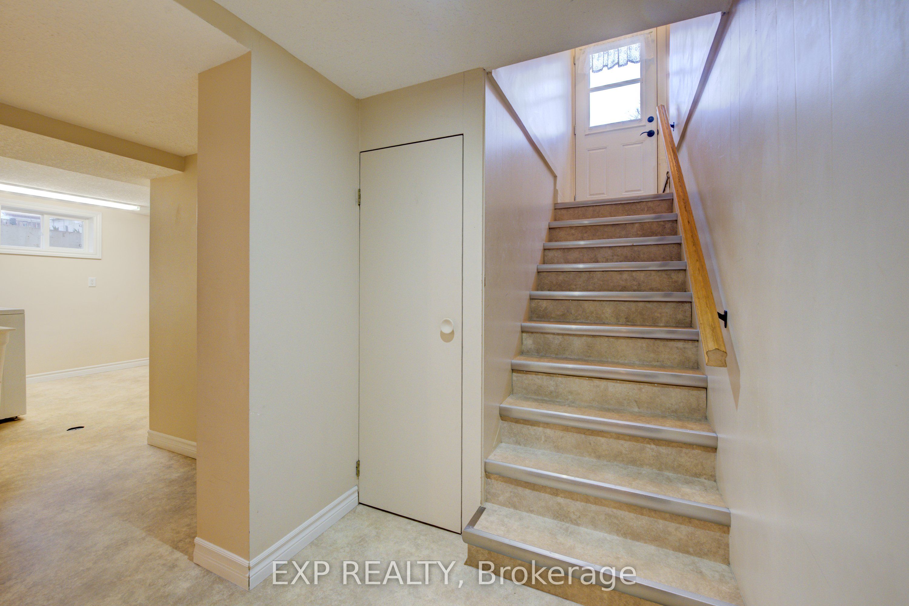 2166 Floradale Road Property Photo 24