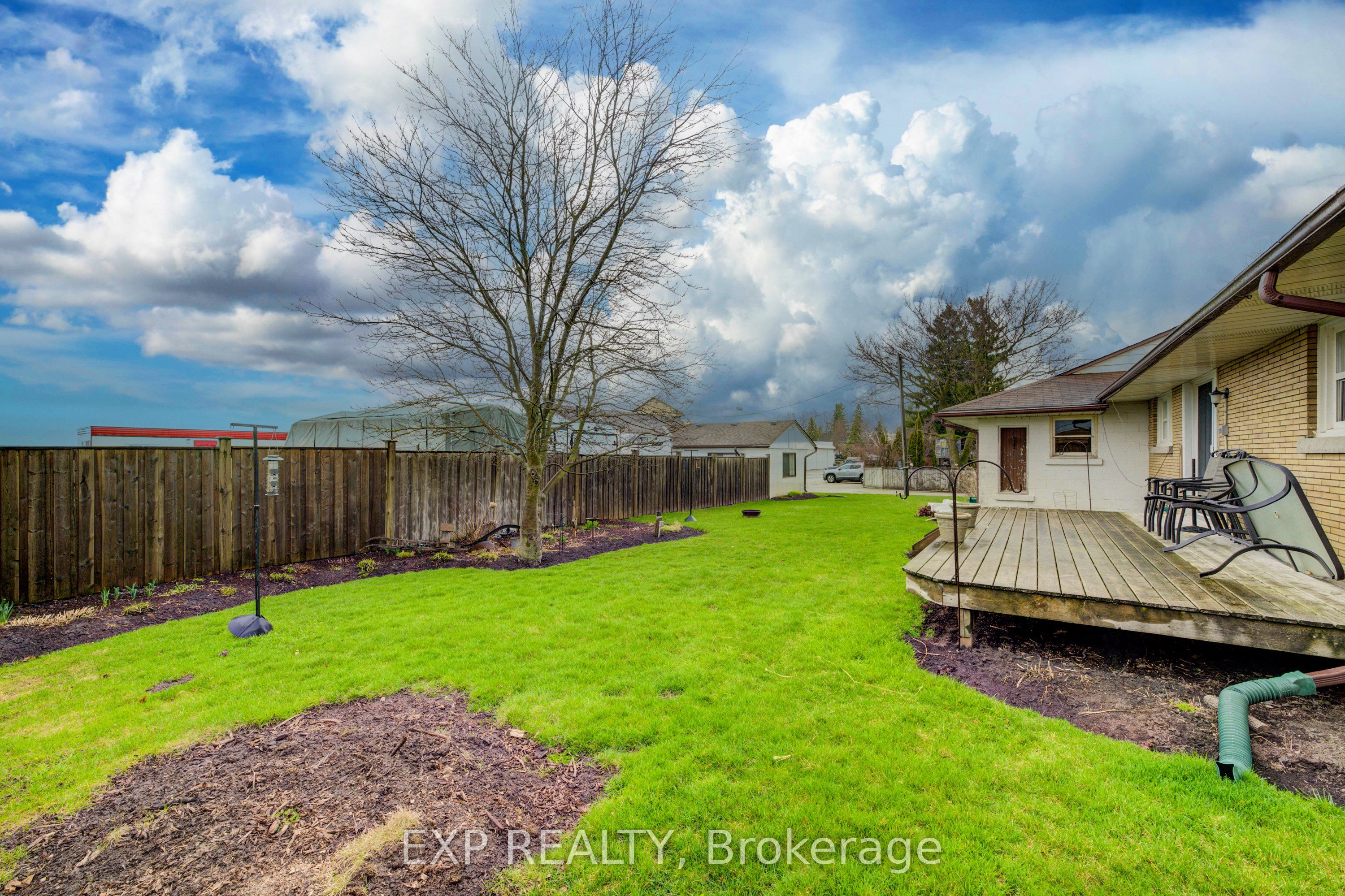 2166 Floradale Road Property Photo 35