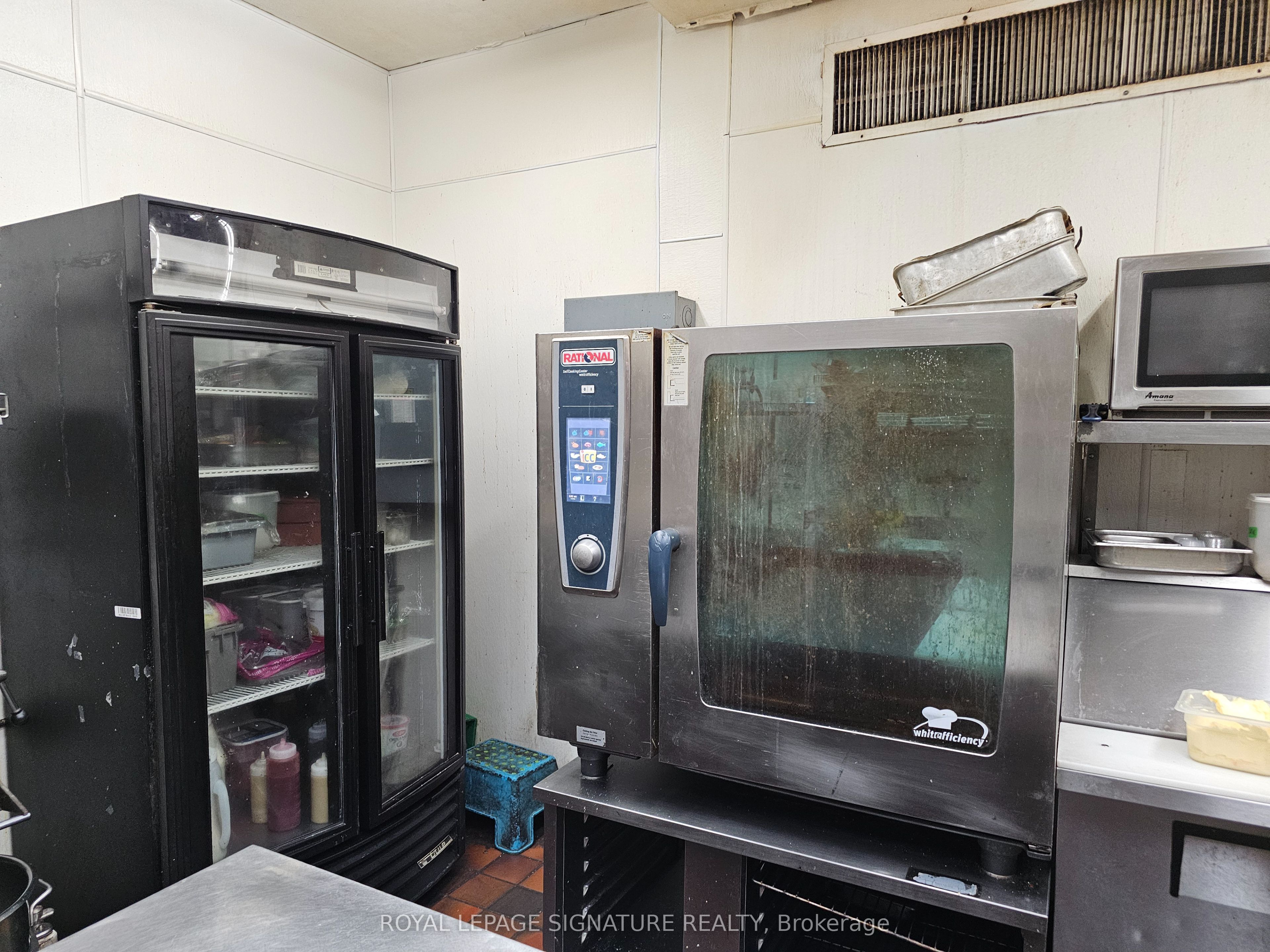 469 Bouchard Street Property Photo 12
