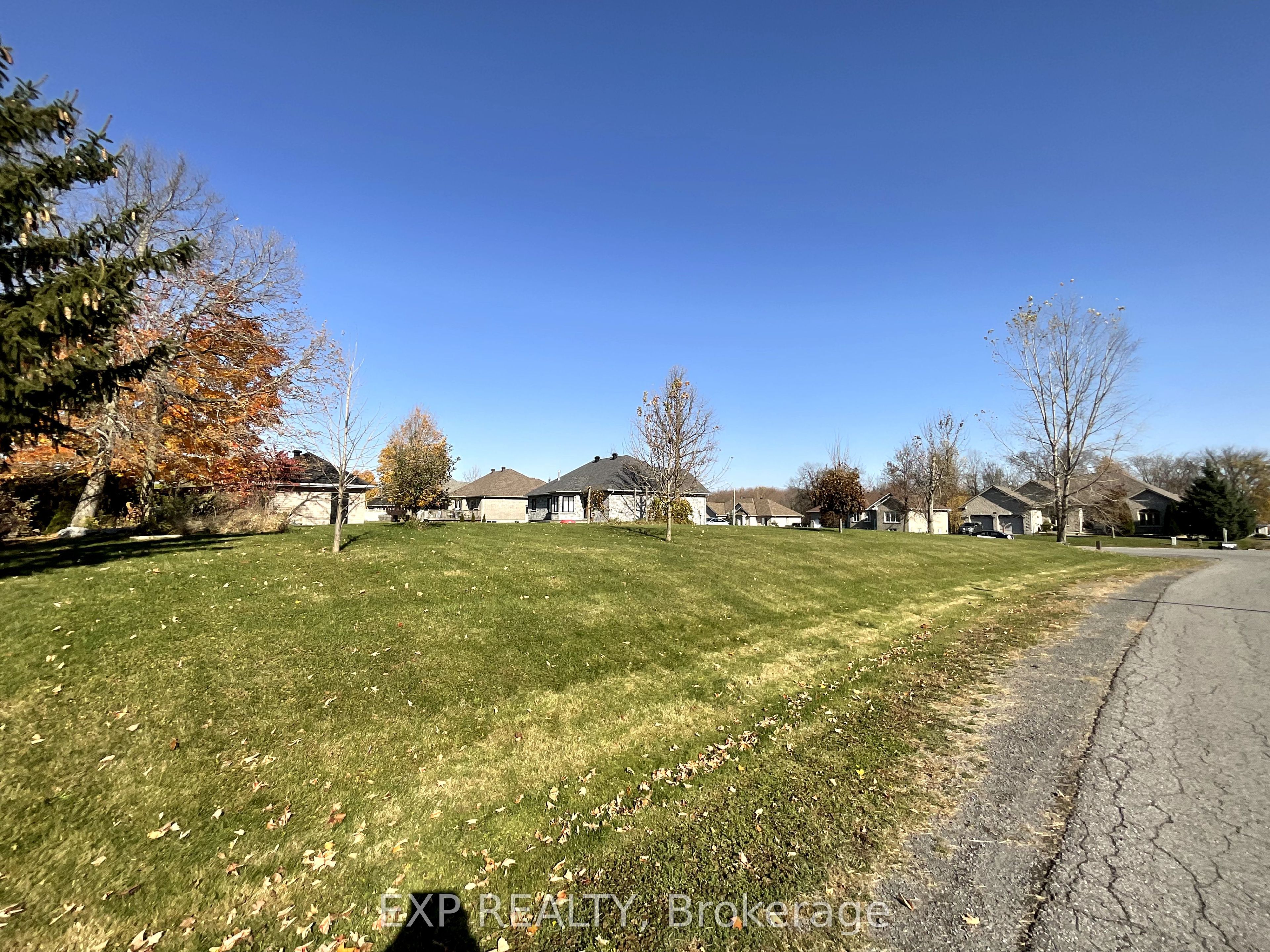 26 Penny Lane Property Photo 6