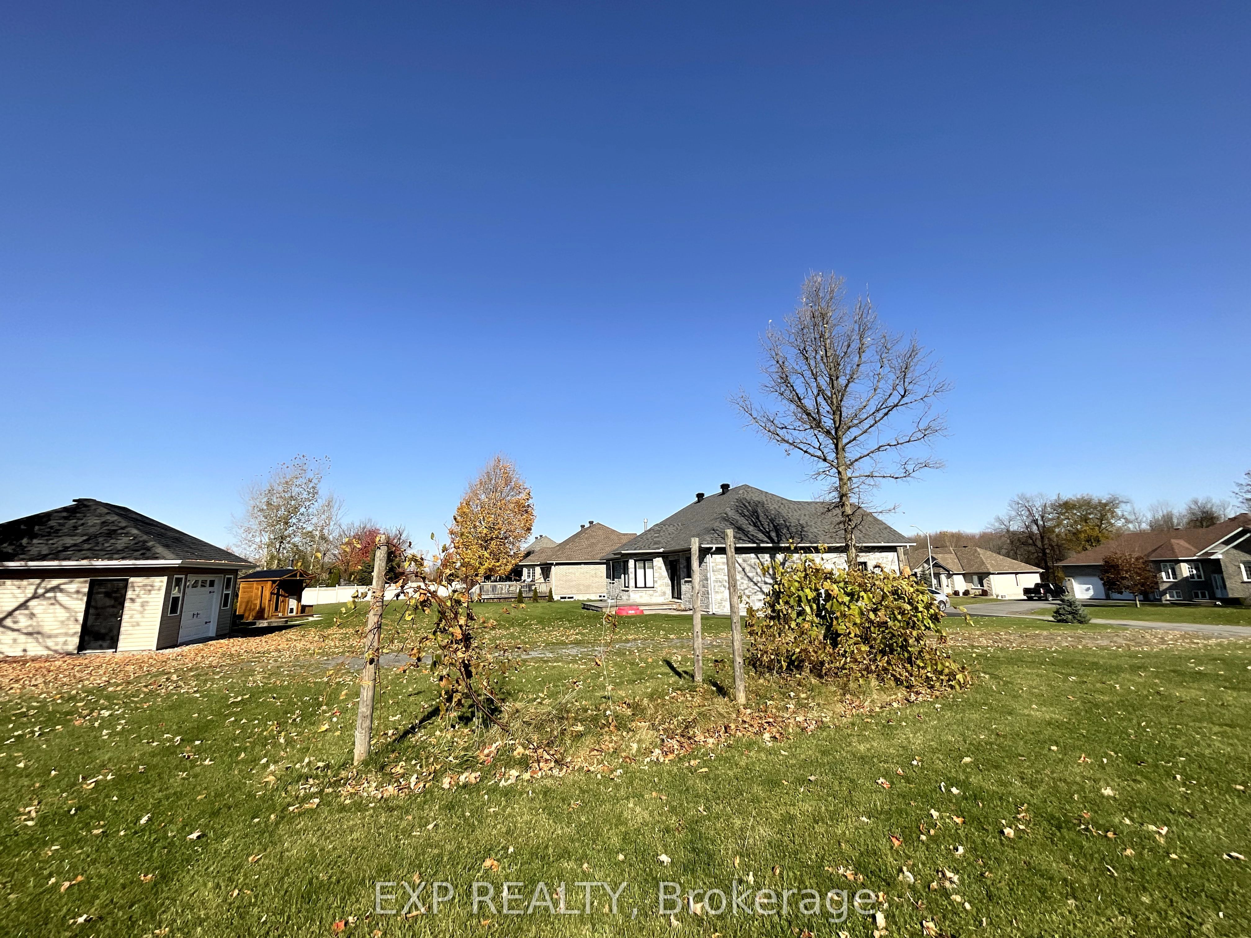 26 Penny Lane Property Photo 9