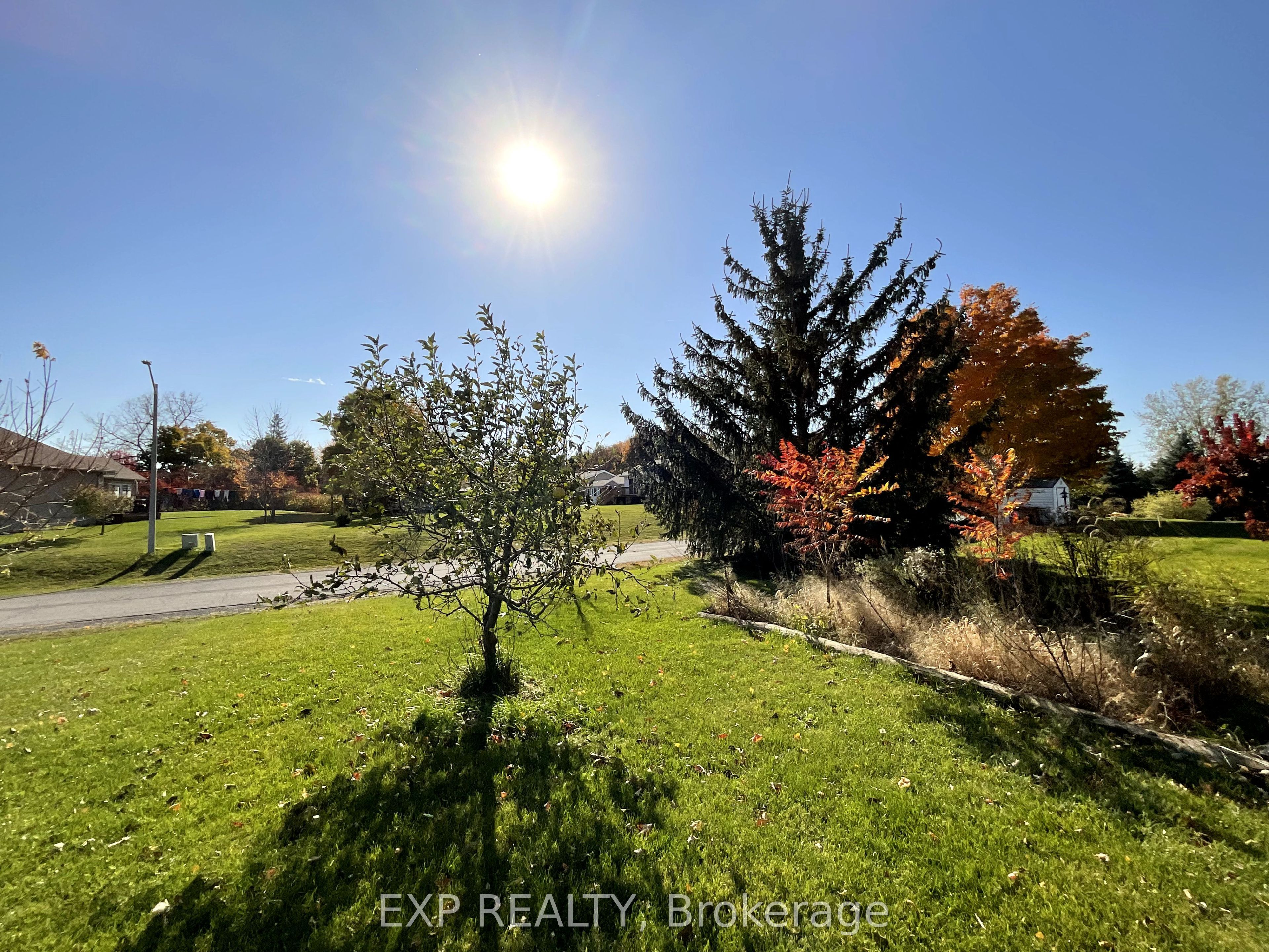 26 Penny Lane Property Photo 12