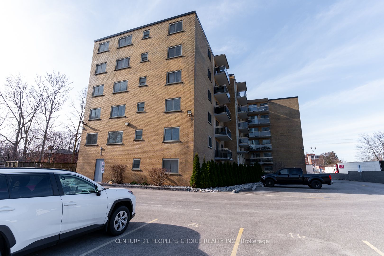 87 St. George Street 601 Property Photo 1