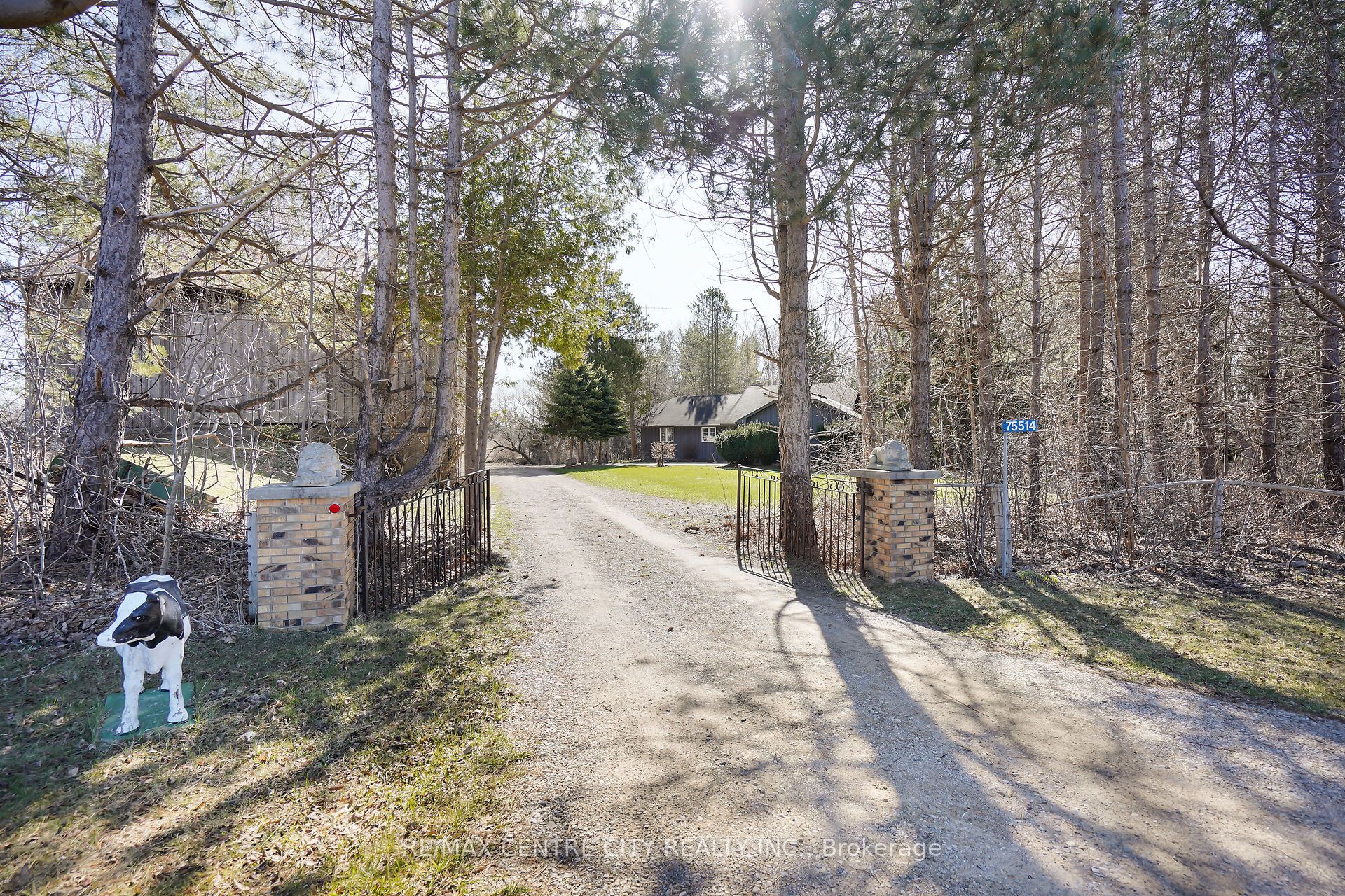 75514 Bluewater Highway Property Photo