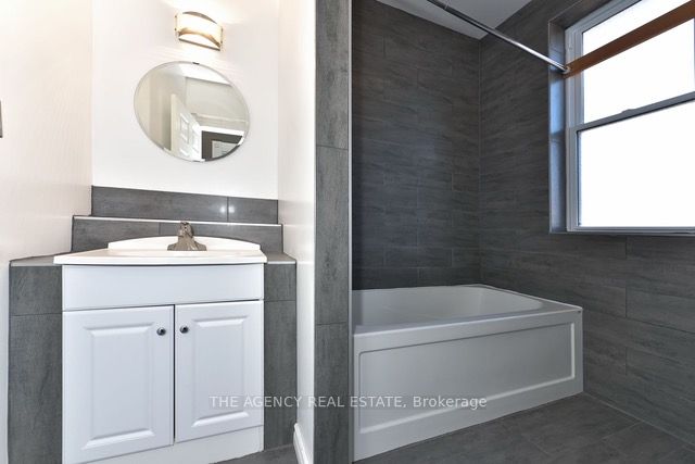 870 Queens Avenue Property Photo 19