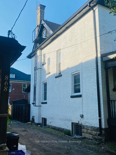 870 Queens Avenue Property Photo 26