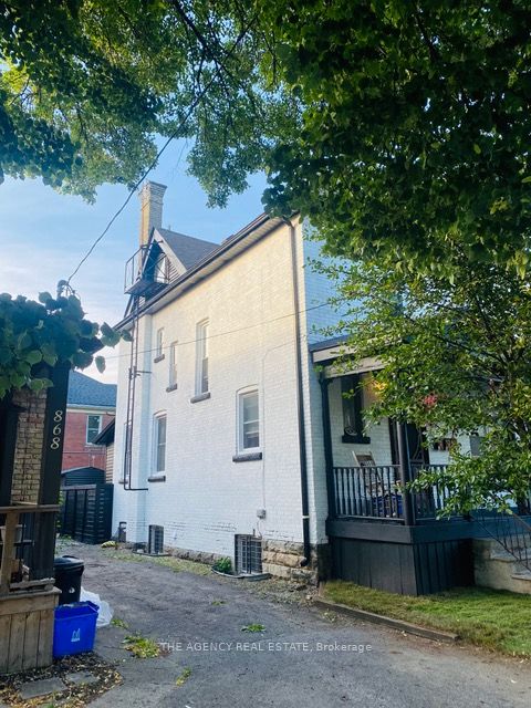 870 Queens Avenue Property Photo 32