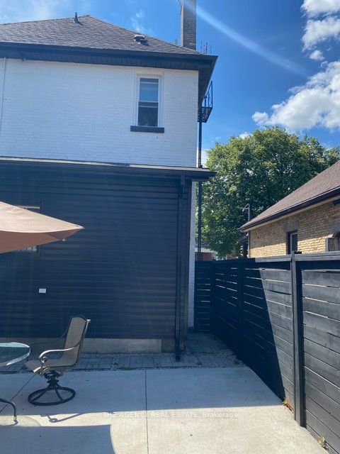 870 Queens Avenue Property Photo 33