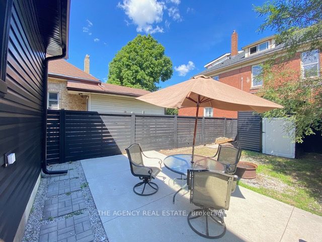 870 Queens Avenue Property Photo 34