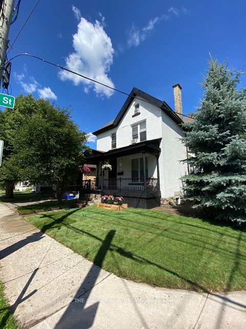 870 Queens Avenue Property Photo 37