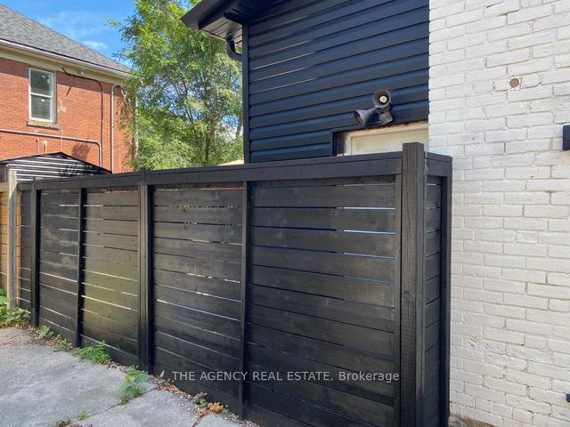 870 Queens Avenue Property Photo 40