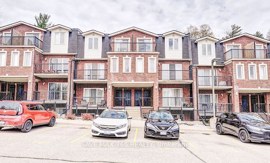 #4D - 45 Cedarhill Crescent Property Photo 1