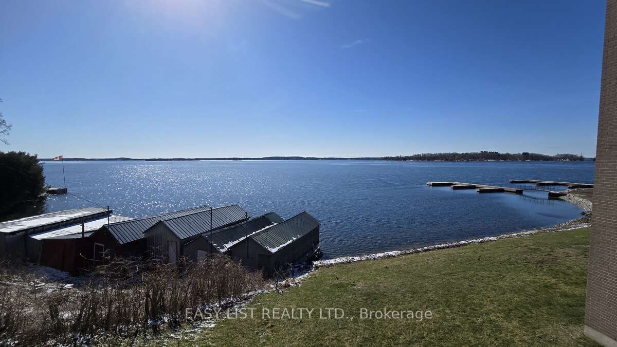 610 William Street 205 Property Photo 2