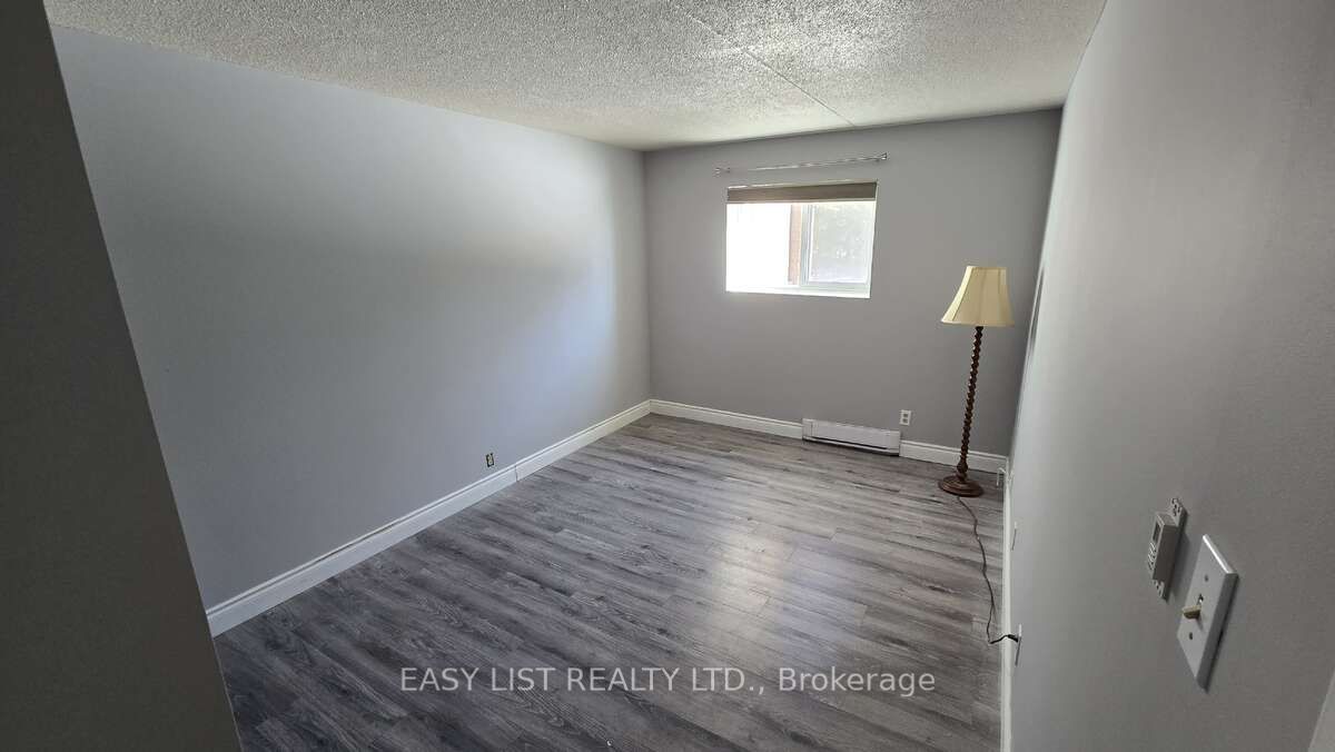 610 William Street 205 Property Photo 8