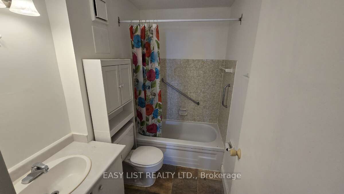 610 William Street 205 Property Photo 14