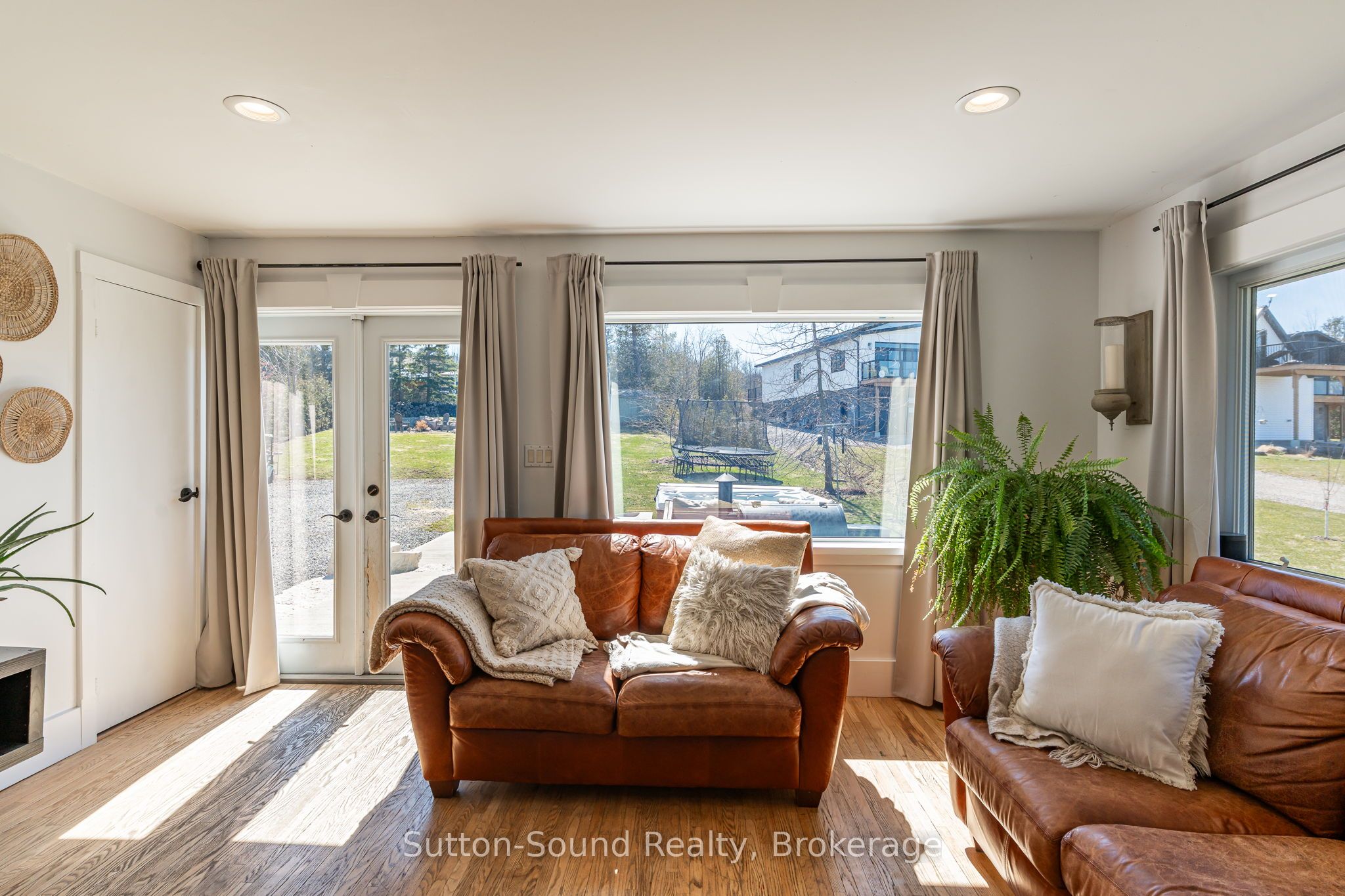 146 Sunset Boulevard Property Photo 4