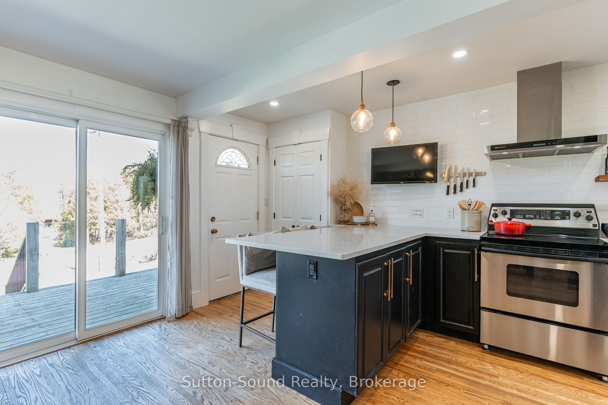 146 Sunset Boulevard Property Photo 9