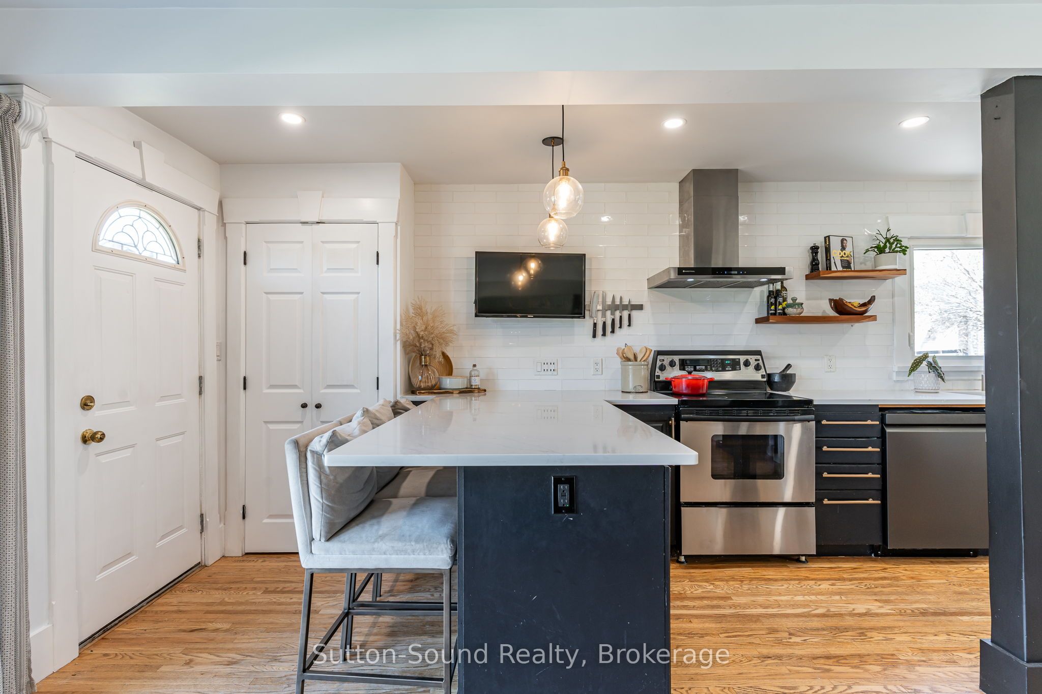 146 Sunset Boulevard Property Photo 12