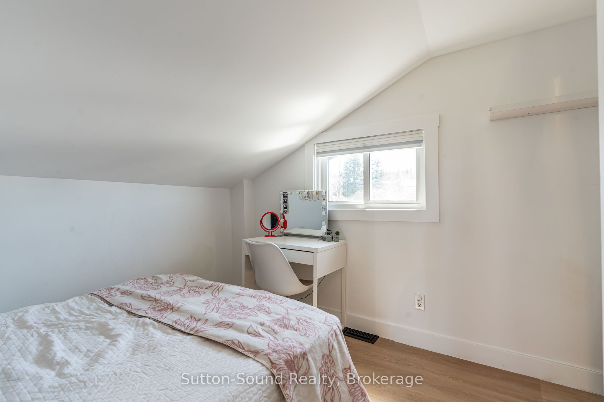 146 Sunset Boulevard Property Photo 22