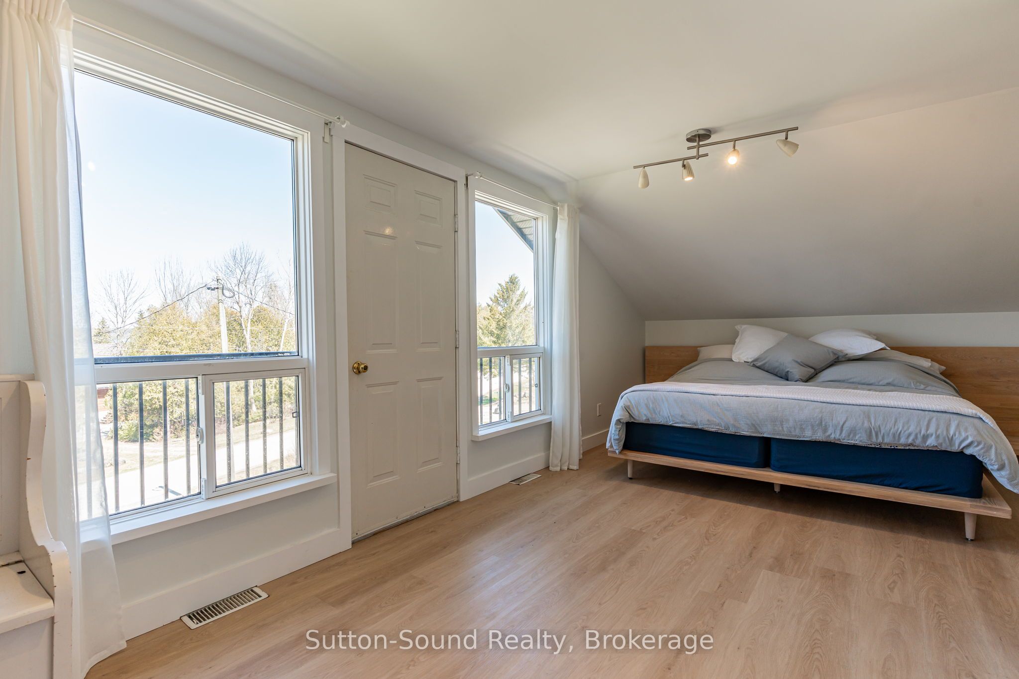 146 Sunset Boulevard Property Photo 25