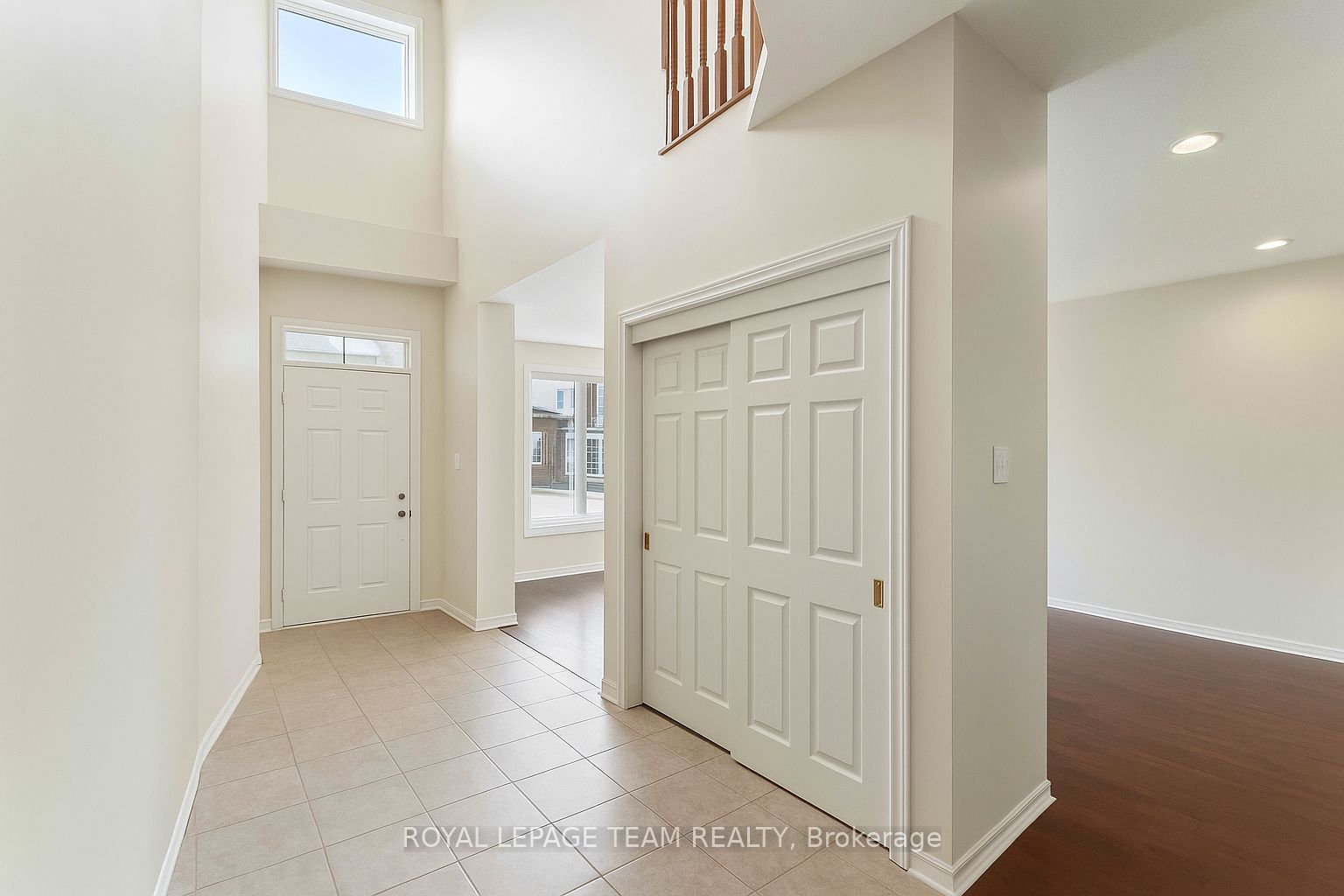 705 Clearbrook Drive Property Photo 4