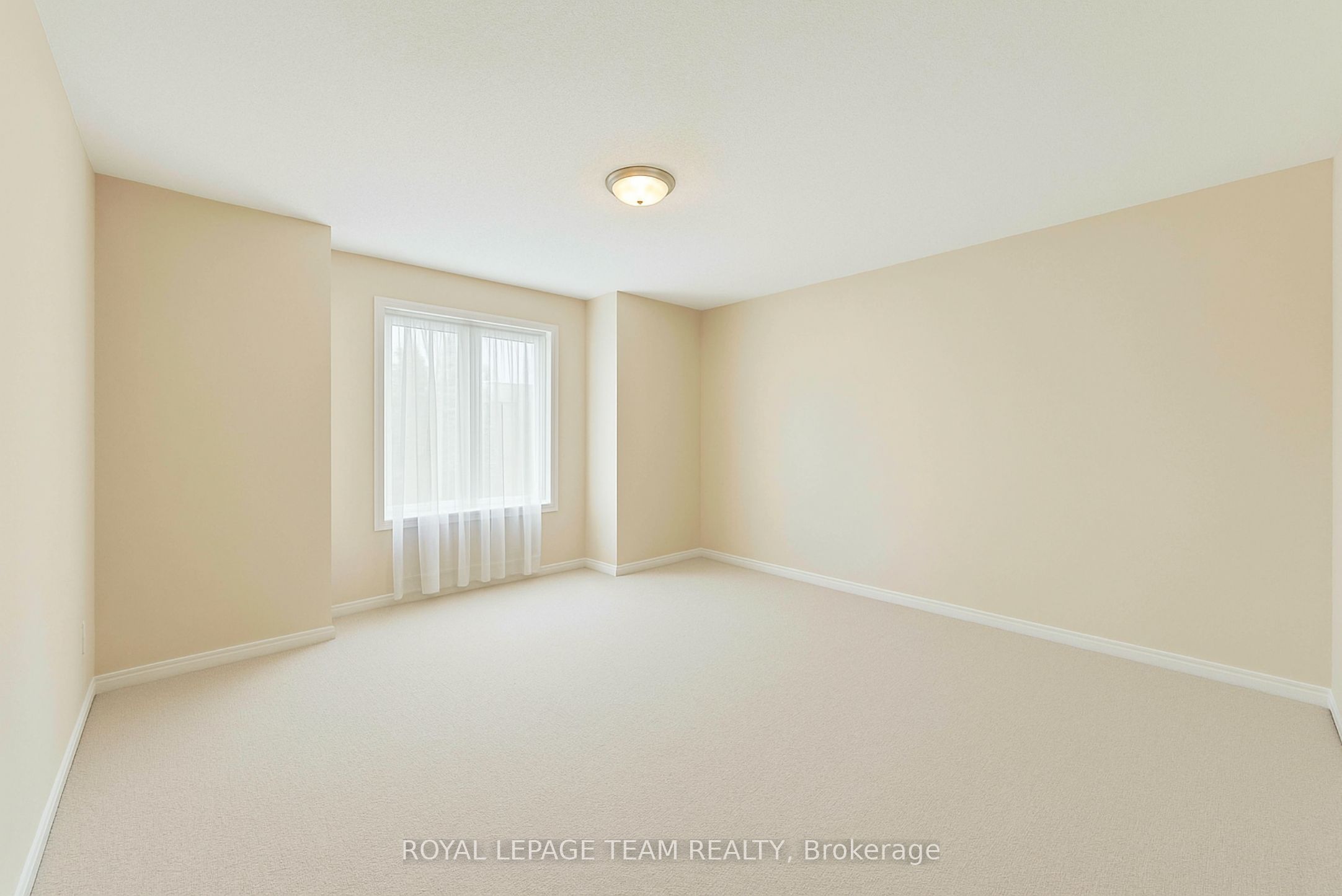 705 Clearbrook Drive Property Photo 15