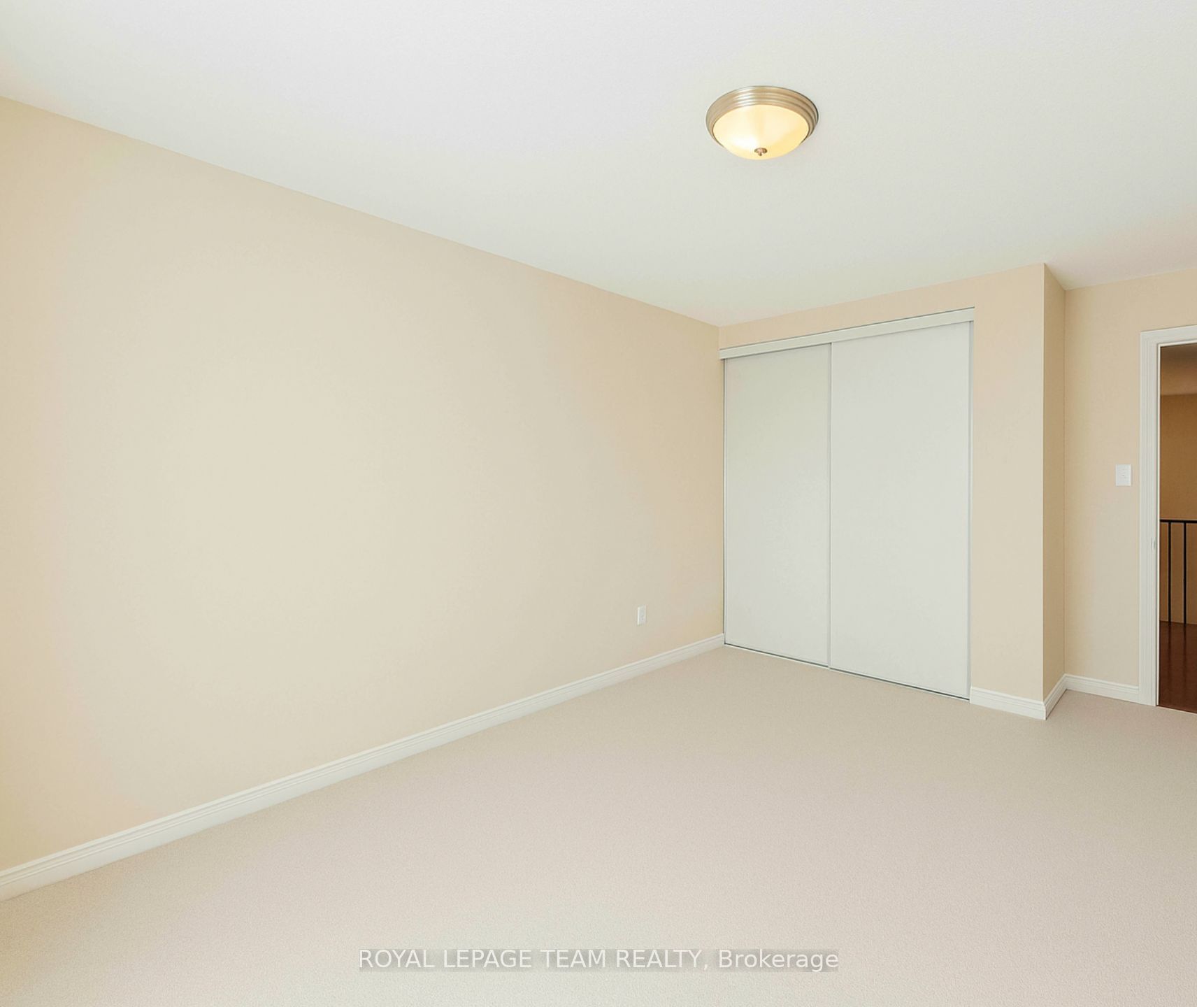 705 Clearbrook Drive Property Photo 16