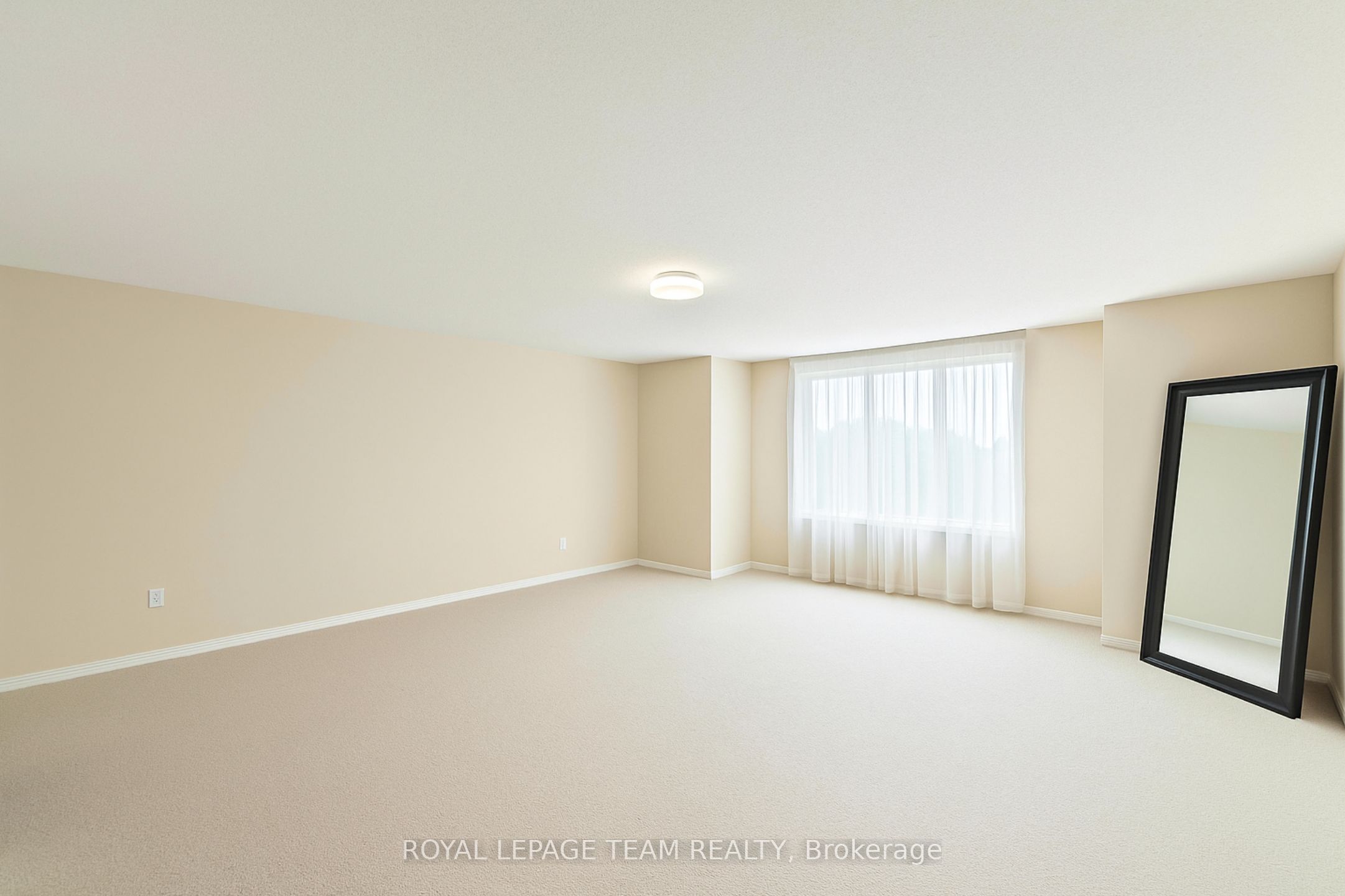 705 Clearbrook Drive Property Photo 17