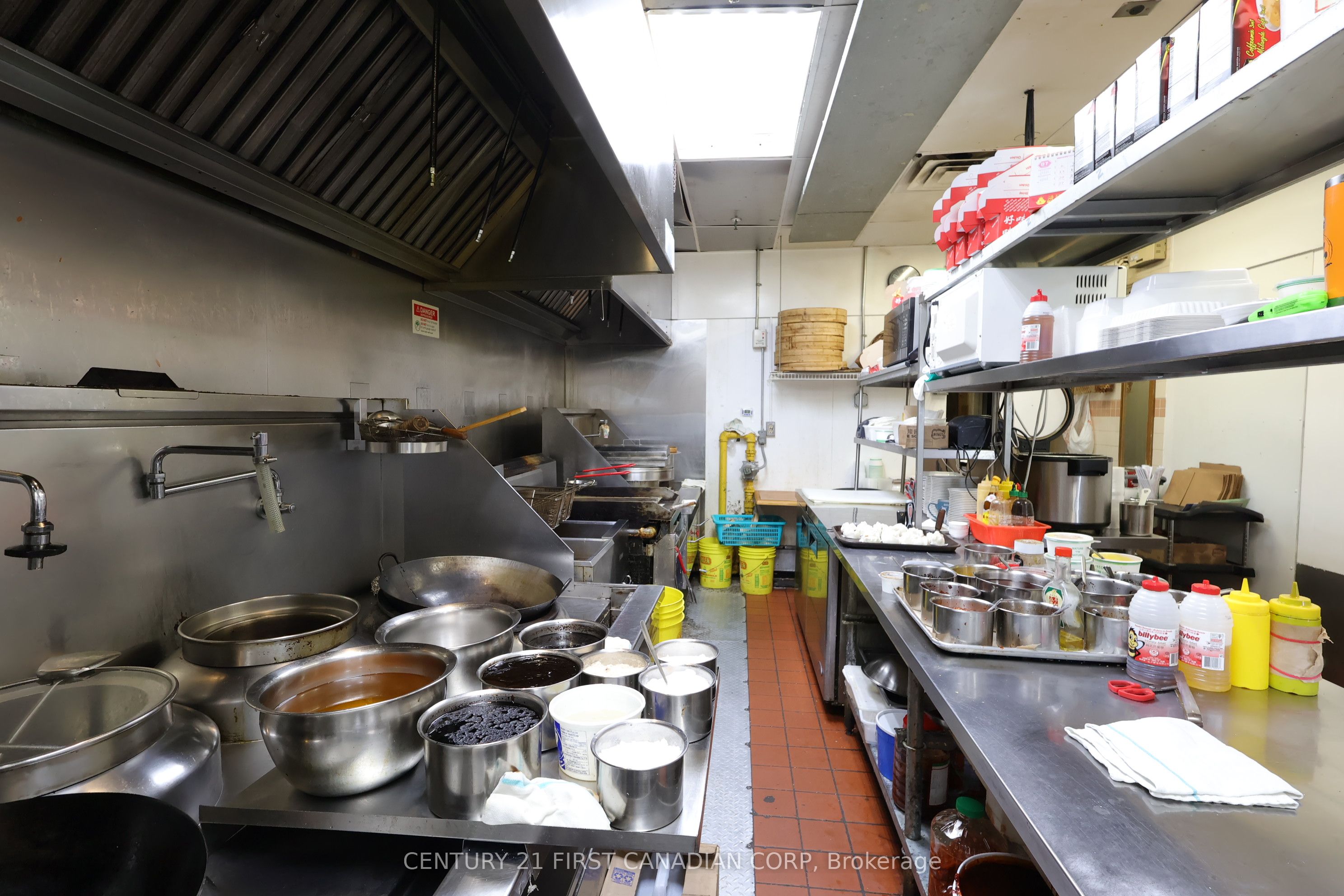 #16 - 1080 Adelaide Street Property Photo 6