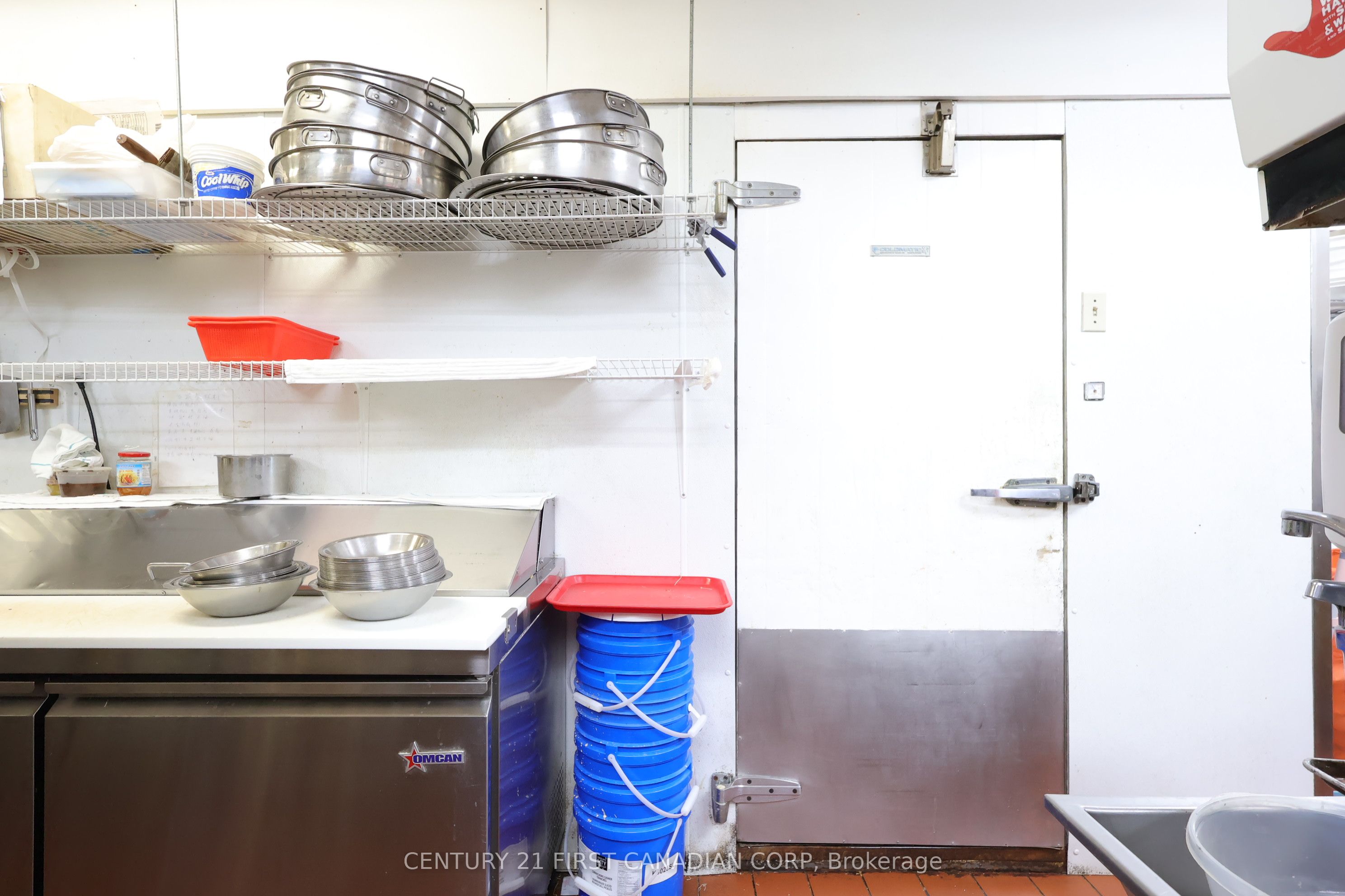 #16 - 1080 Adelaide Street Property Photo 17