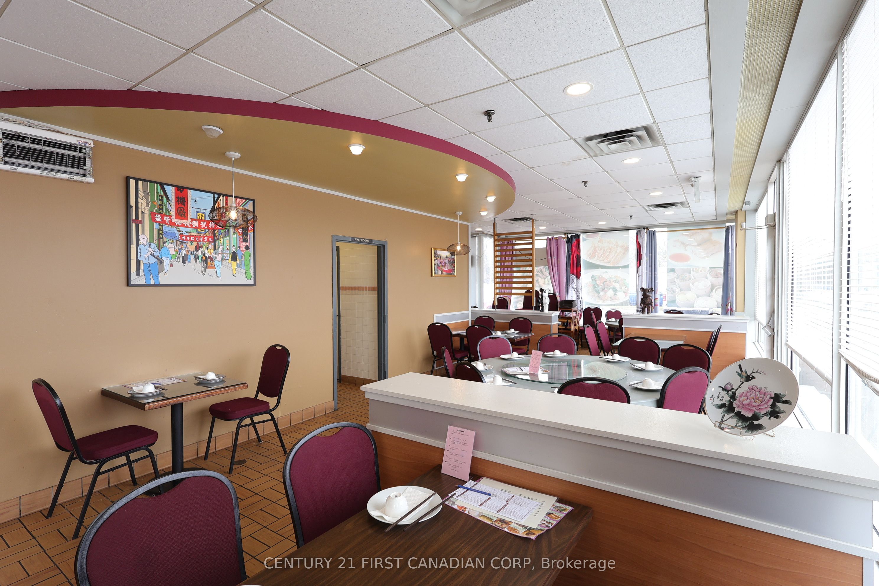 #16 - 1080 Adelaide Street Property Photo 26