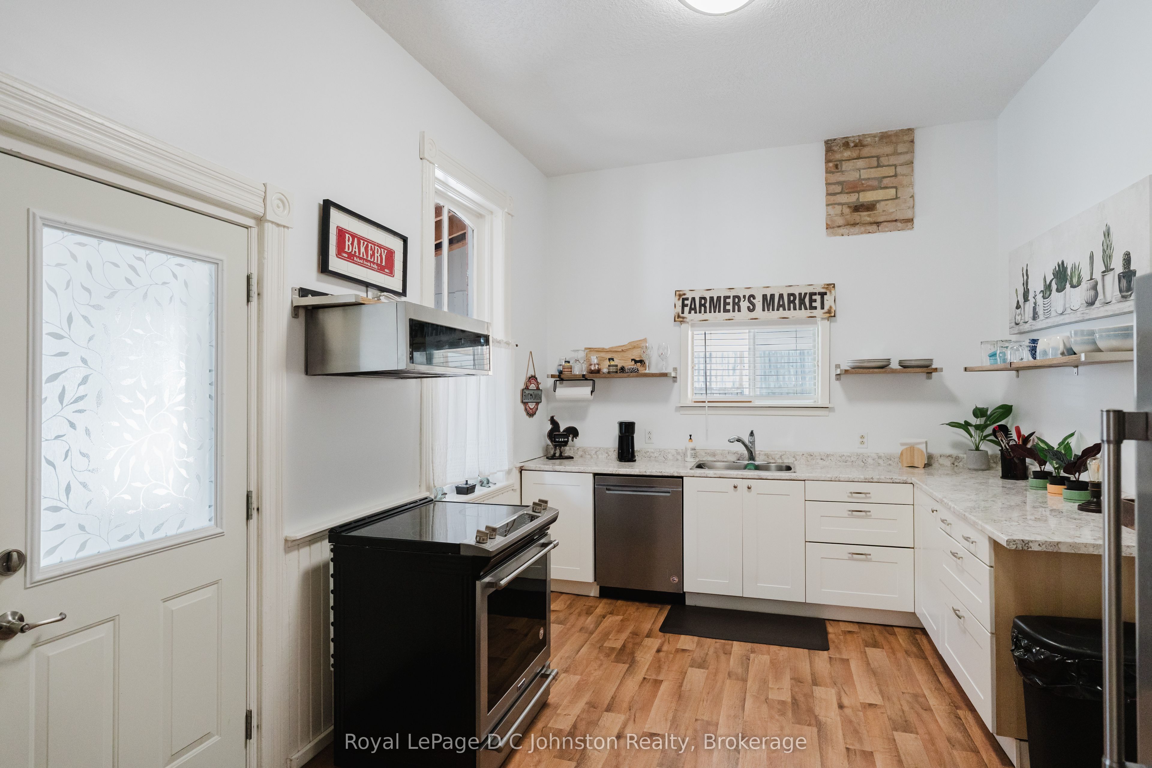 83 3rd Street Sw Property Photo 9