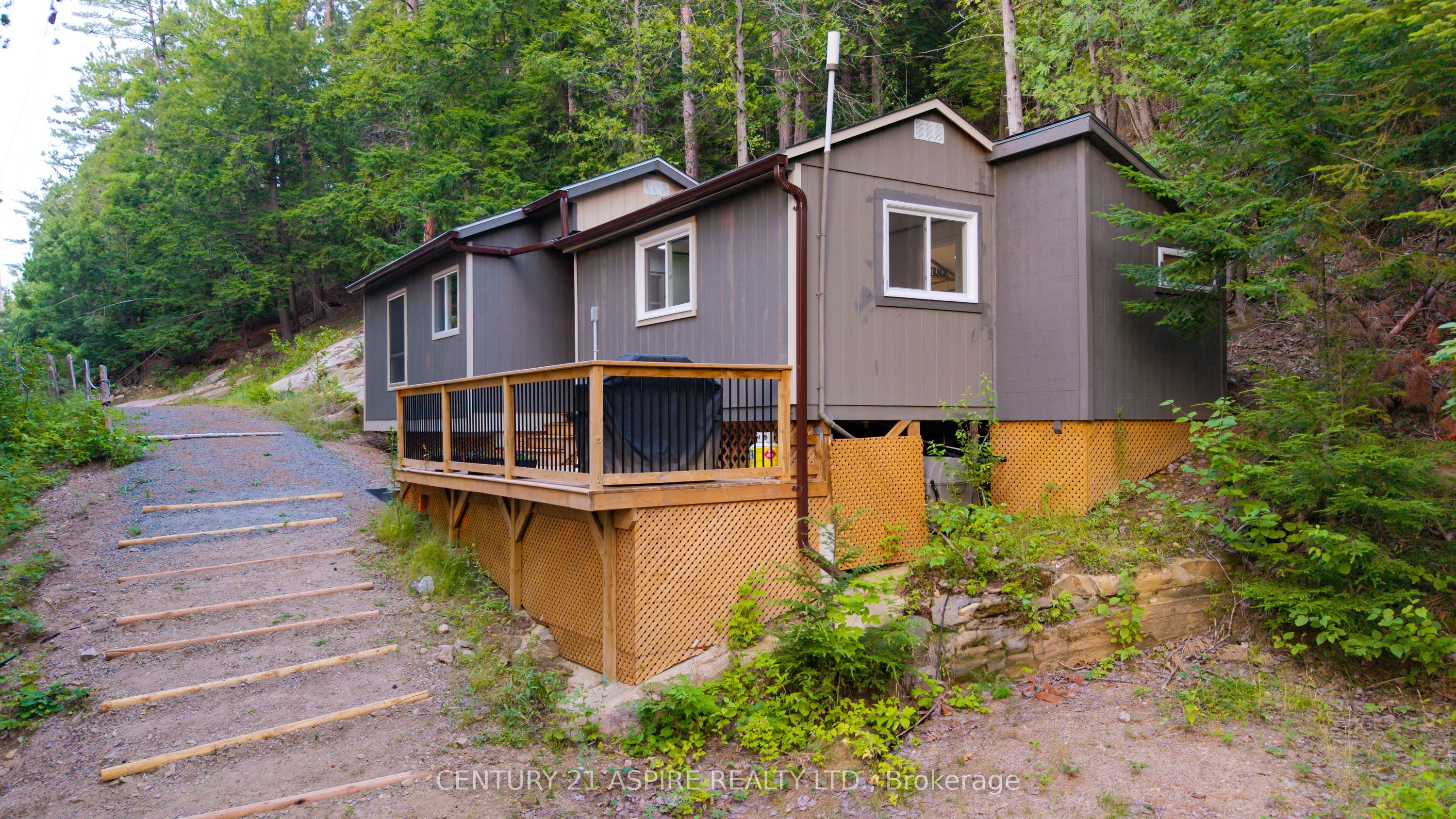 158 Eastside Trout Lake Lane Property Photo 1