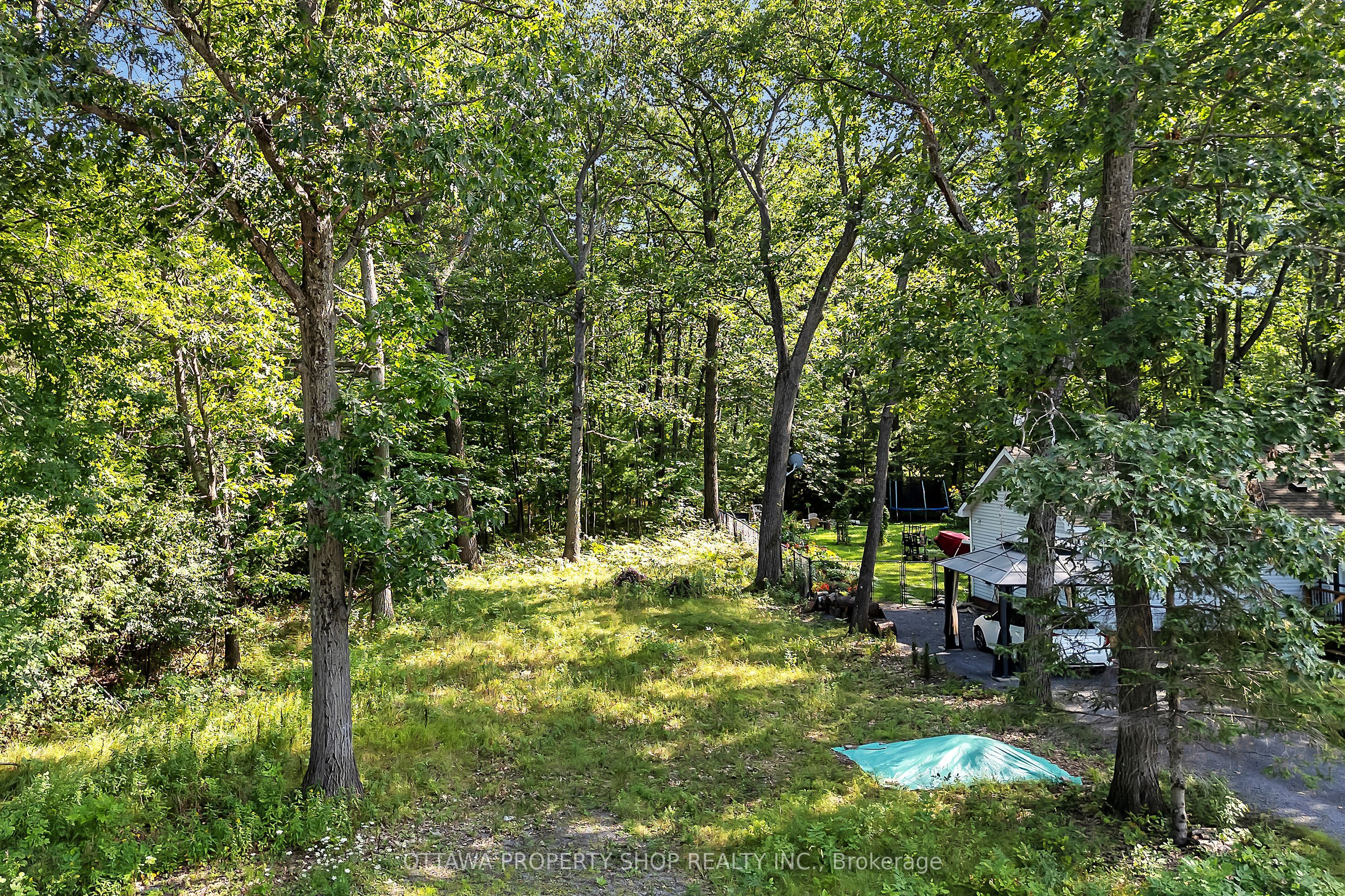 676 Bayview Dr Property Photo 1