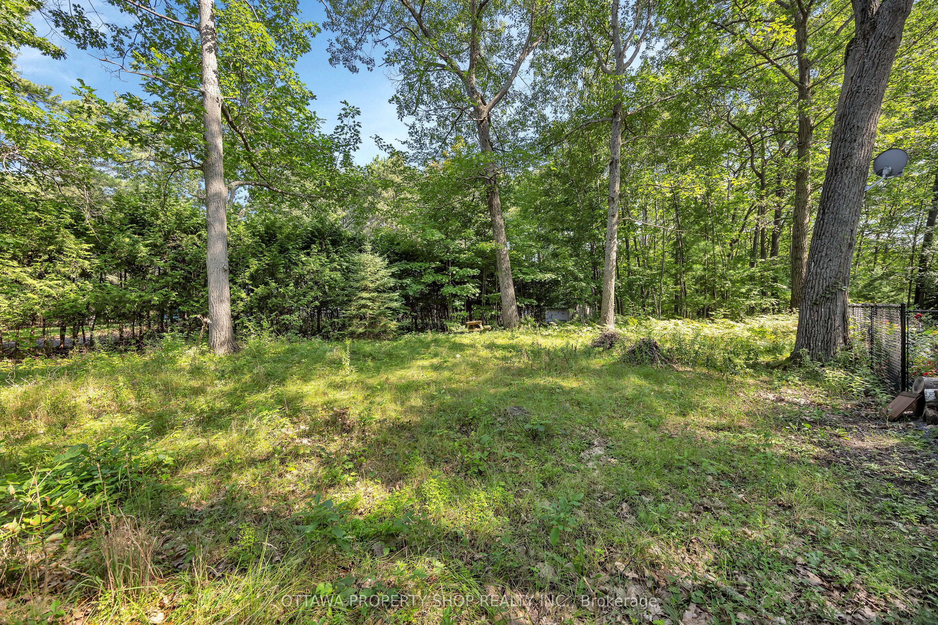 676 Bayview Dr Property Photo 16