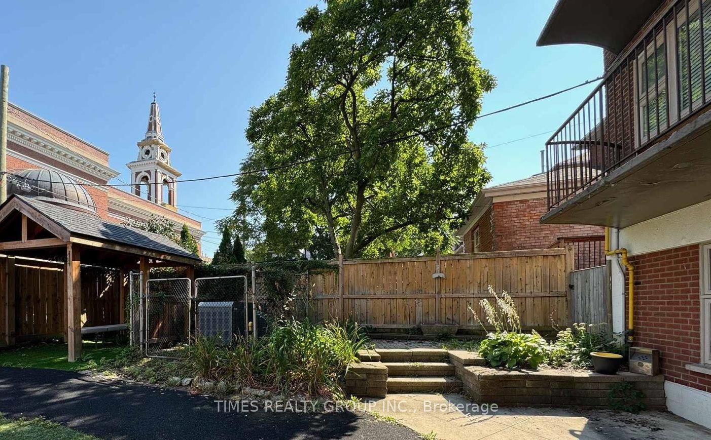 138-140 Herkimer Street Property Photo 3