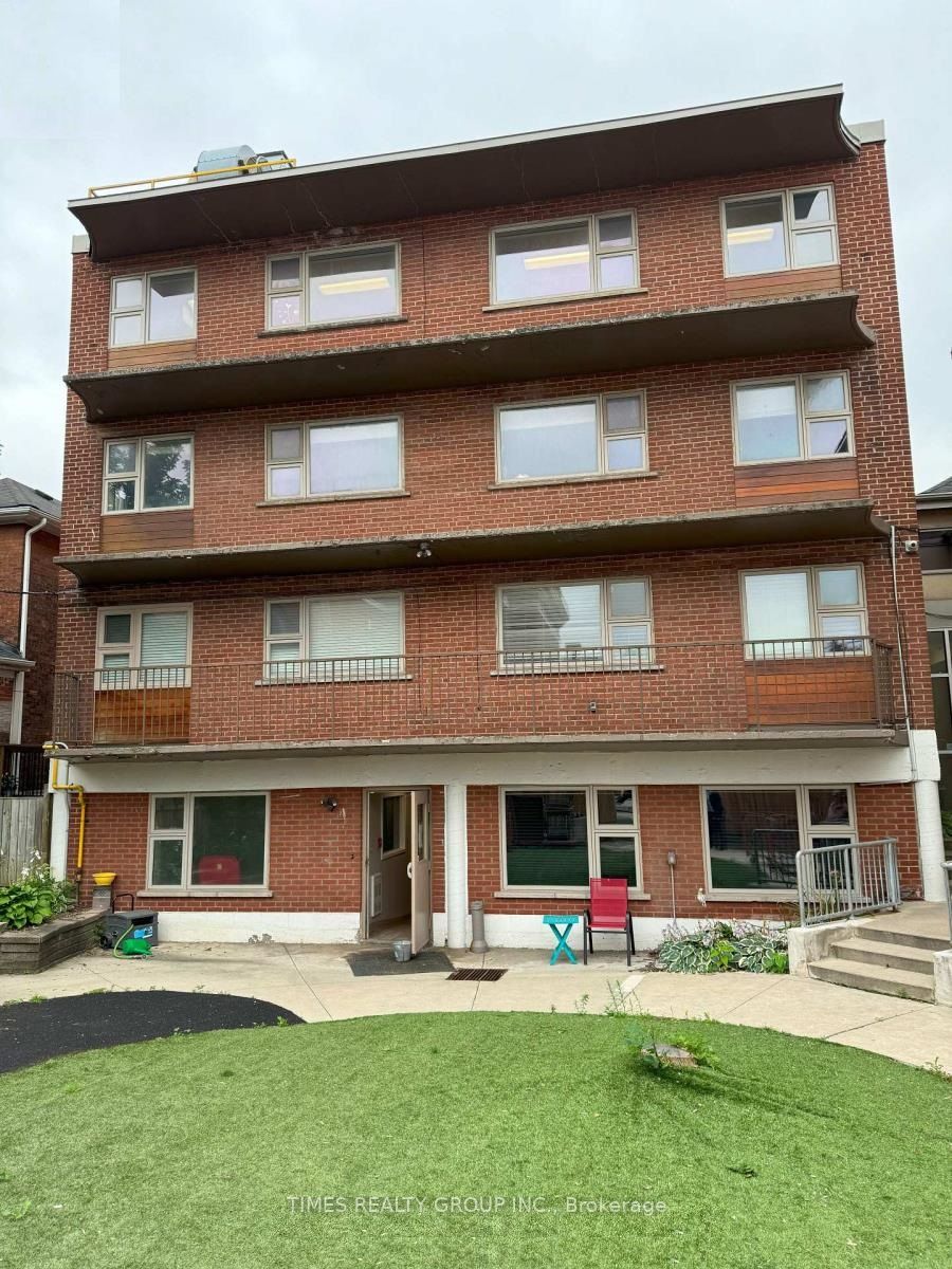 138-140 Herkimer Street Property Photo 11