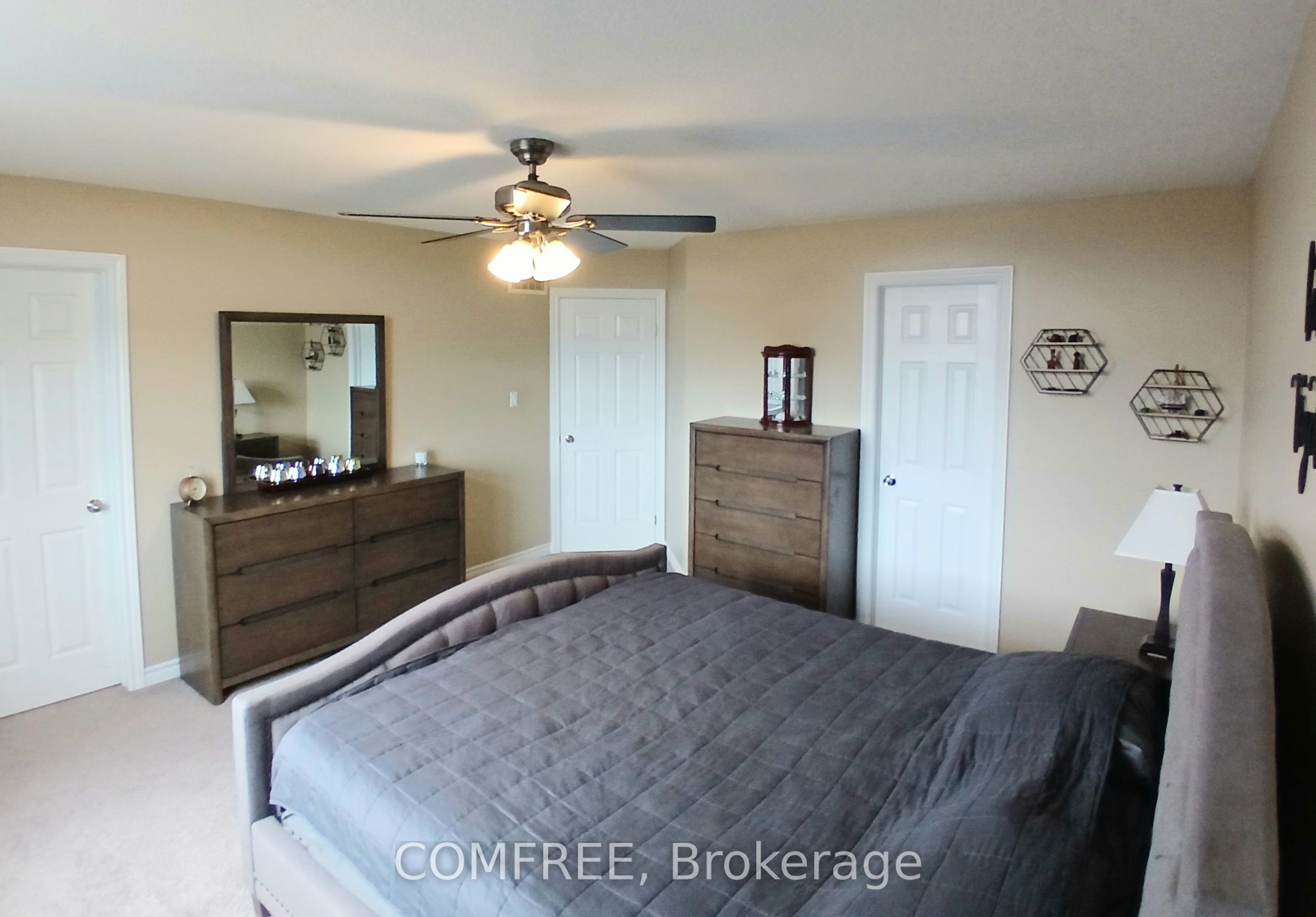 1192 S Wenige Dr Property Photo 10