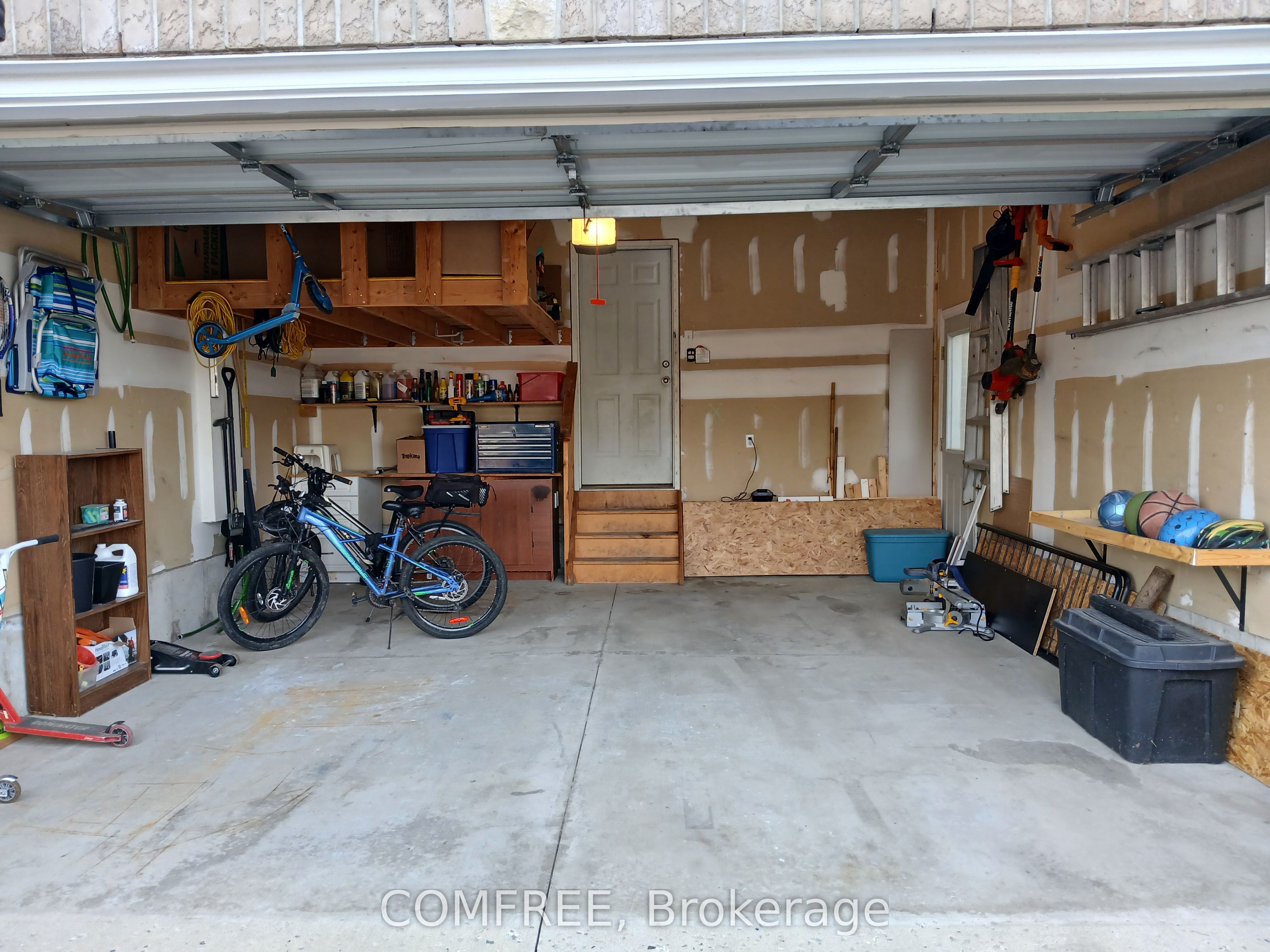 1192 S Wenige Dr Property Photo 22