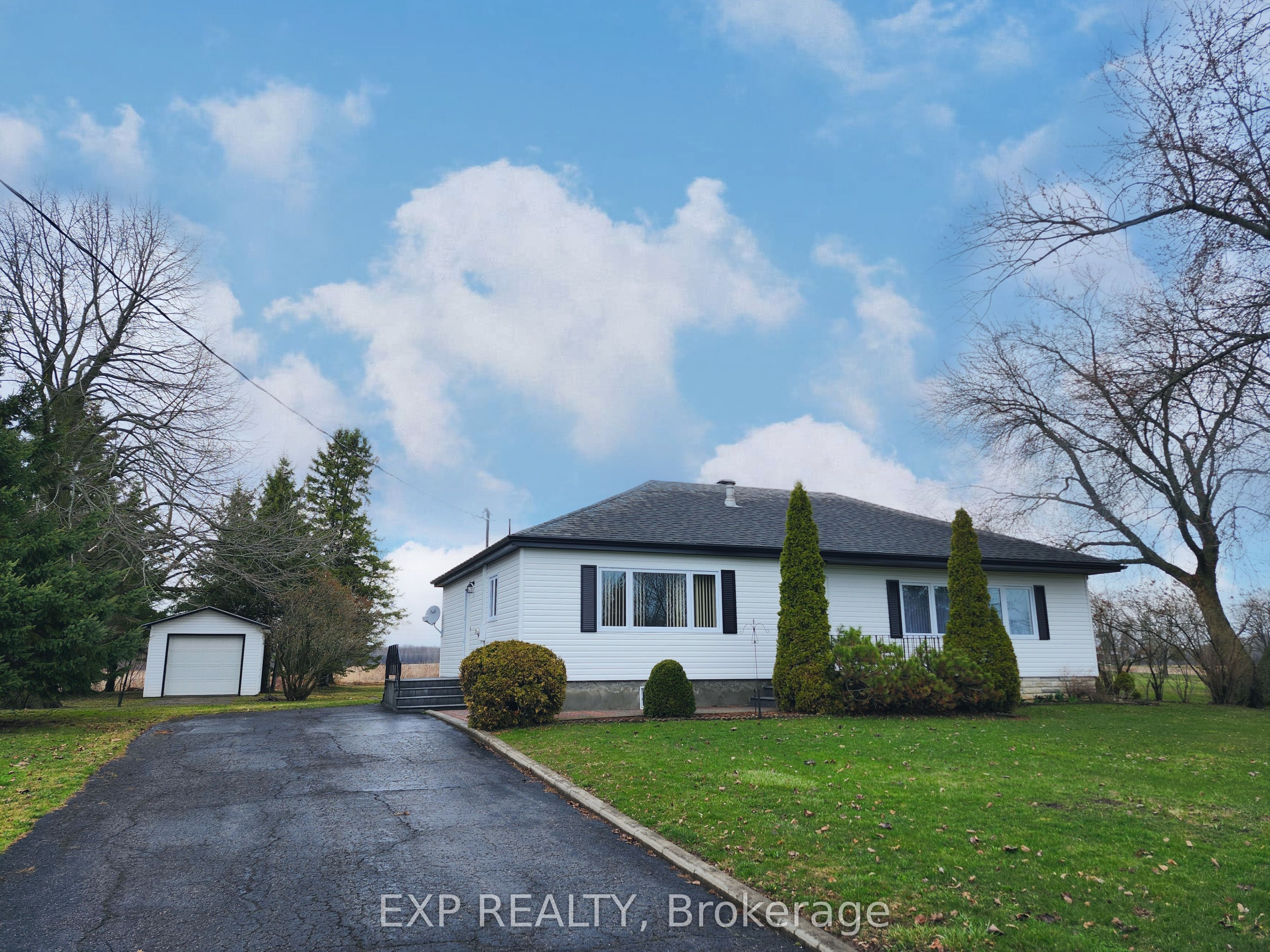 K0c 2h0 Real Estate Listings Main Image