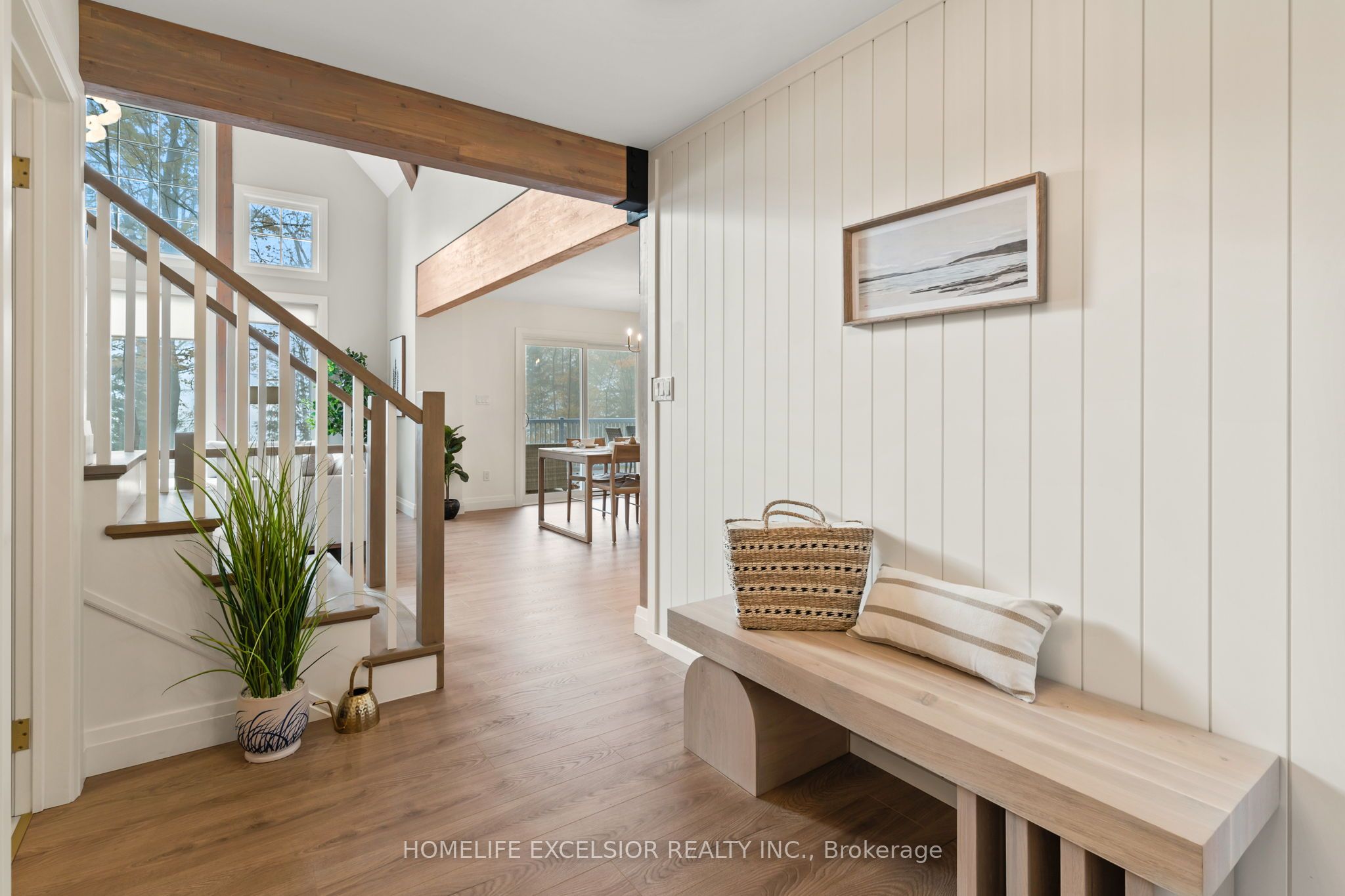 1284 True North Road Property Photo 7