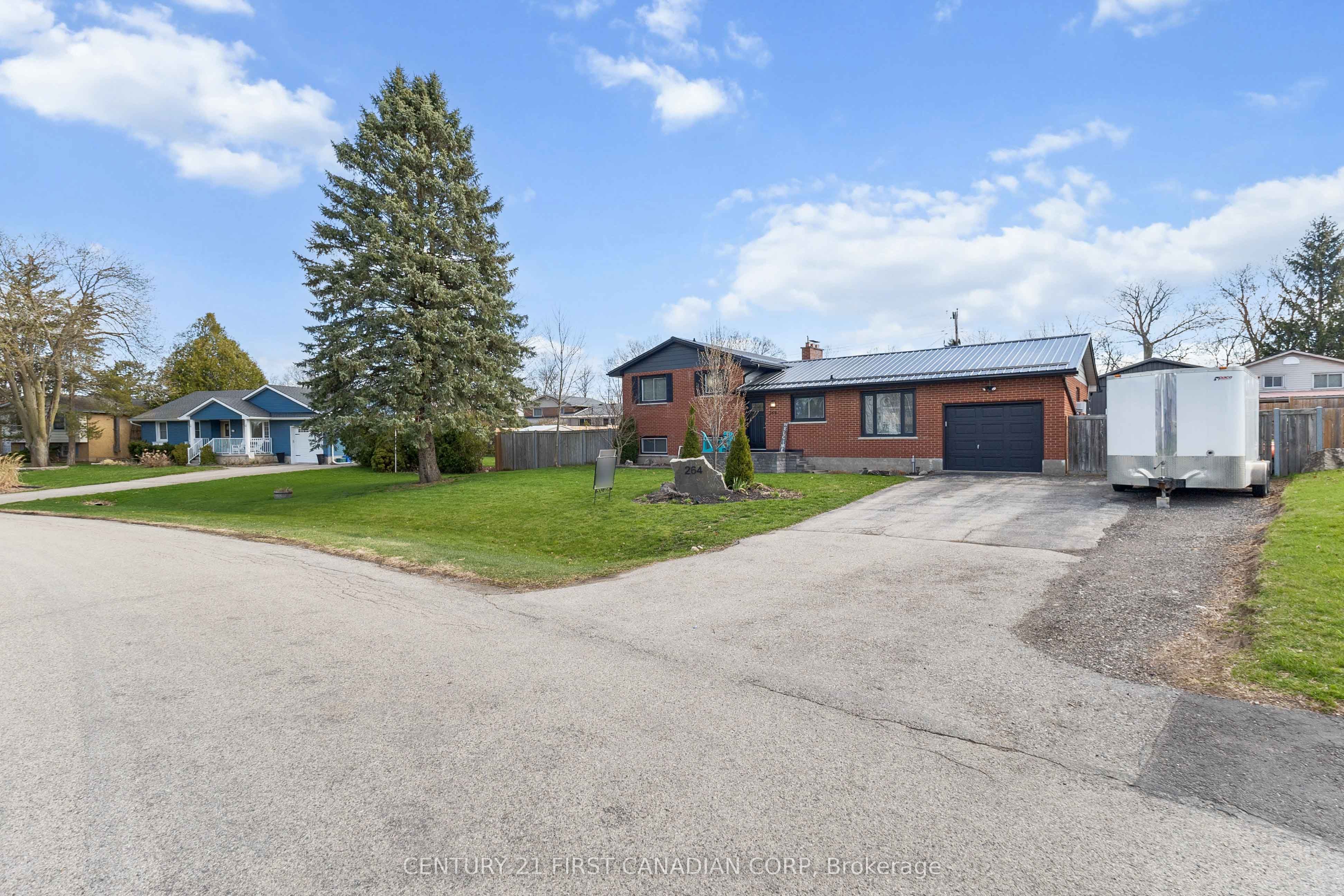 264 Chittick Crescent Property Photo 6