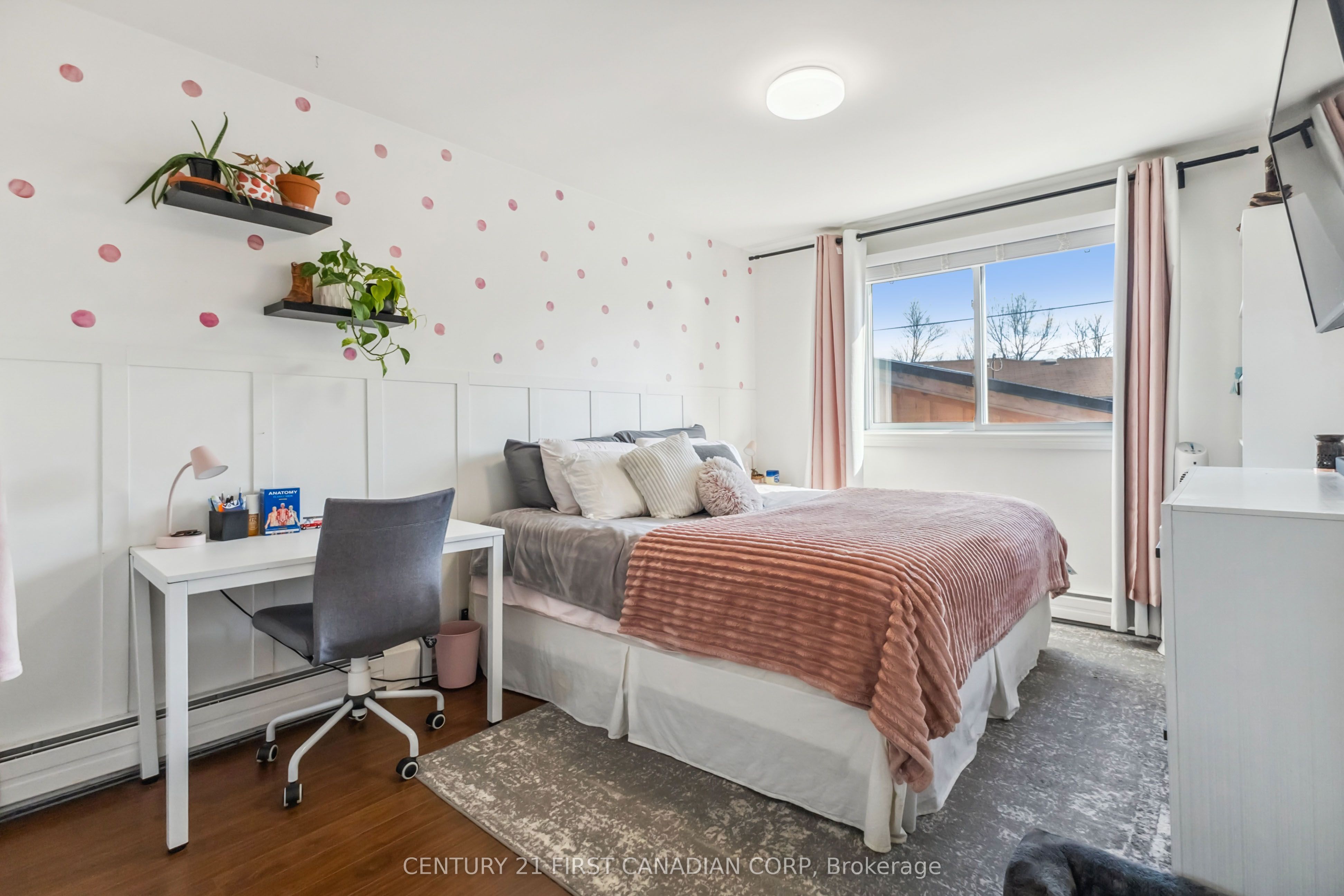 264 Chittick Crescent Property Photo 25