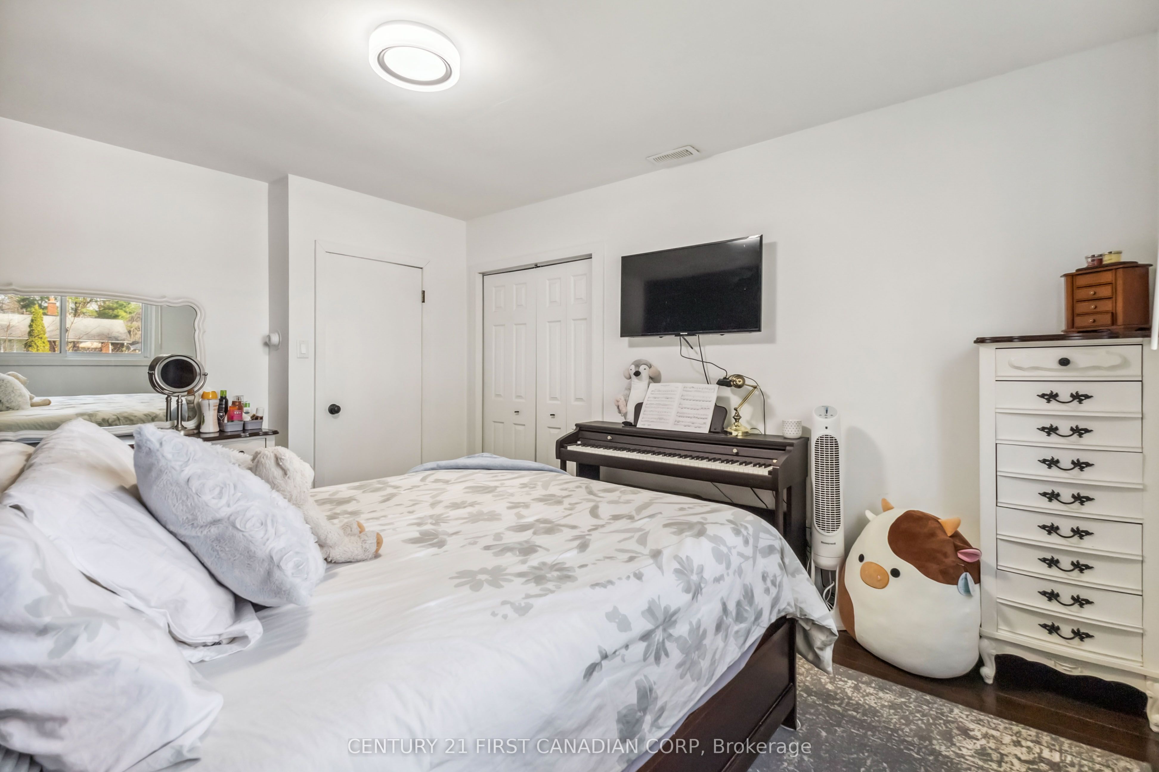 264 Chittick Crescent Property Photo 28