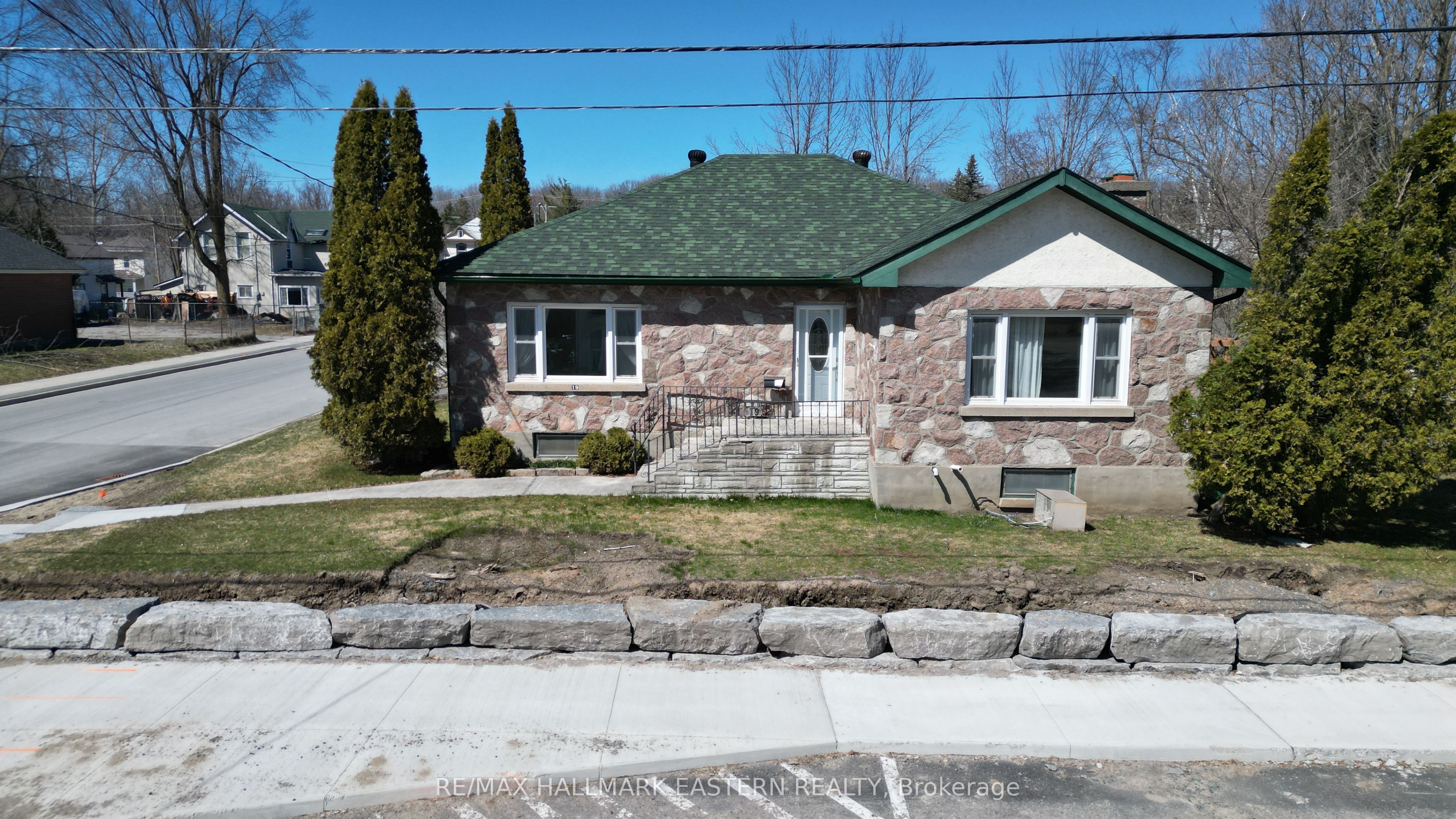 19 George Street Property Photo