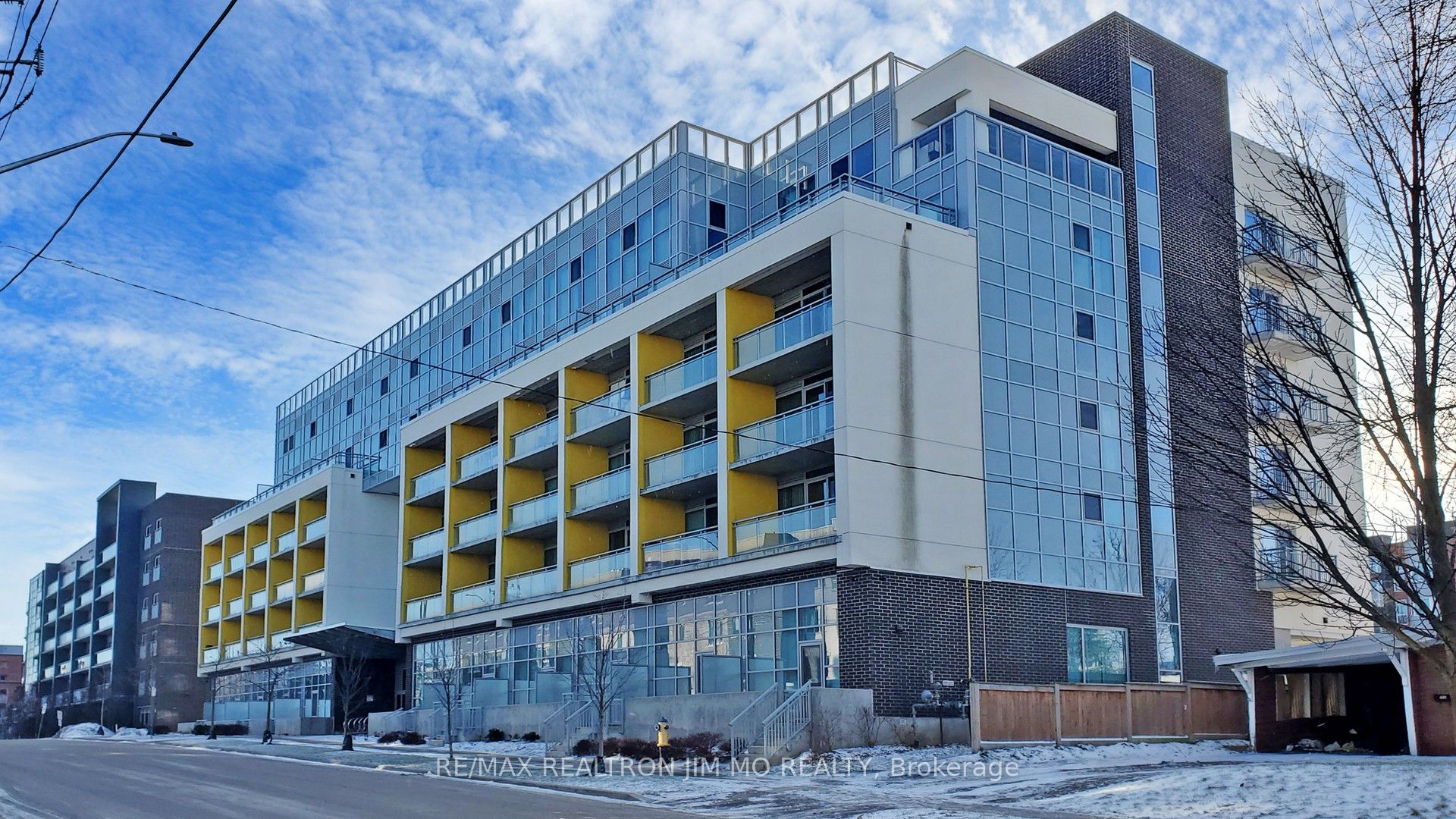 257 Hemlock St Property Photo 2