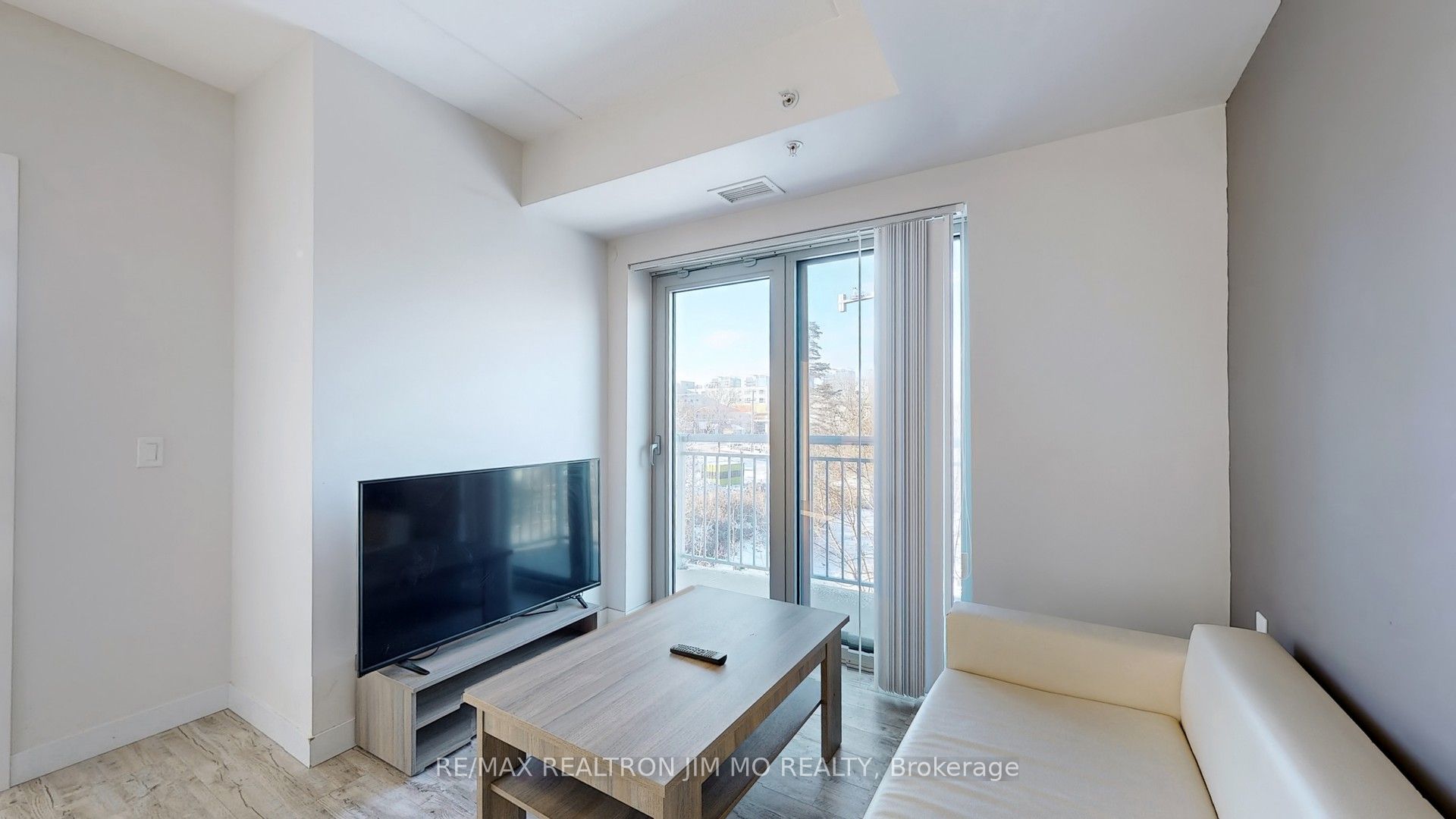 257 Hemlock St Property Photo 9