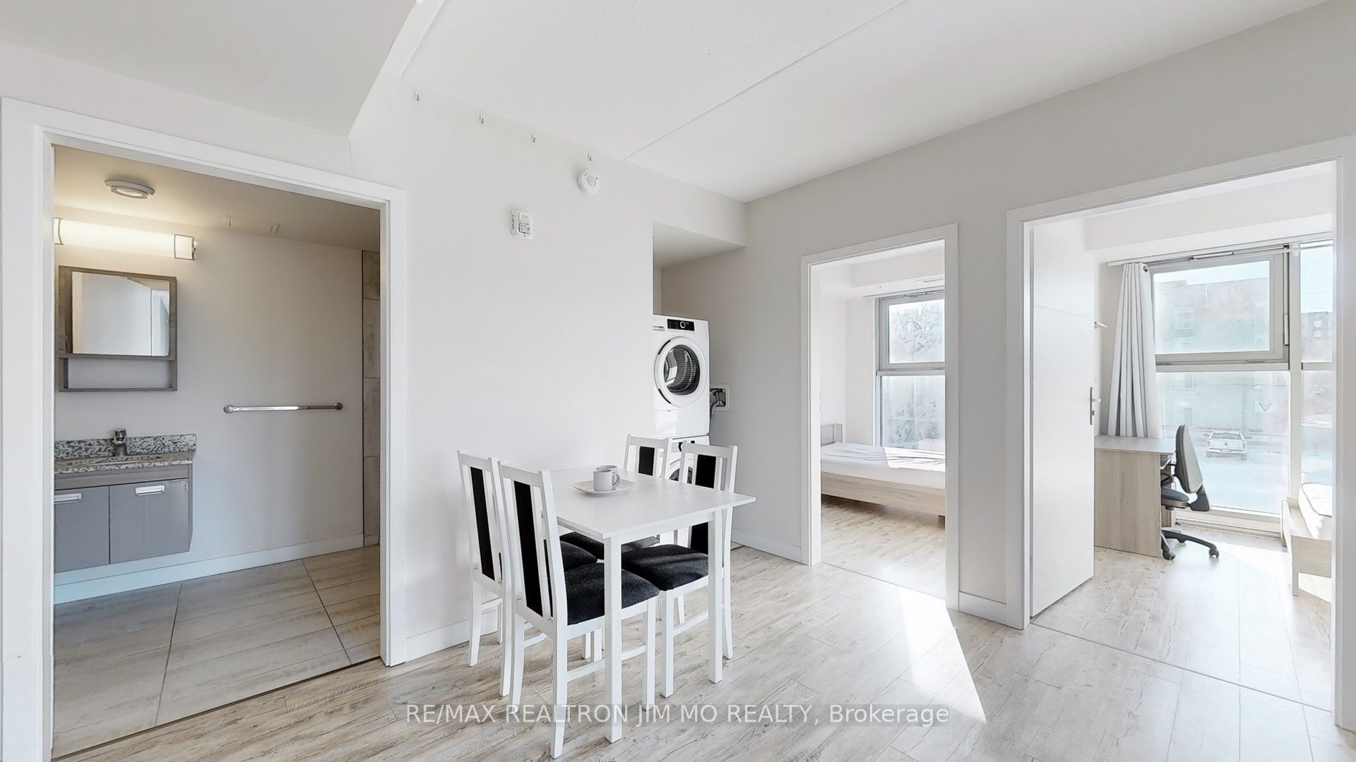 257 Hemlock St Property Photo 12