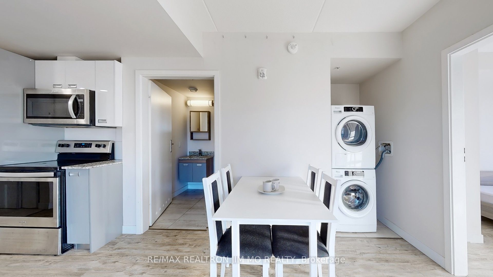 257 Hemlock St Property Photo 13